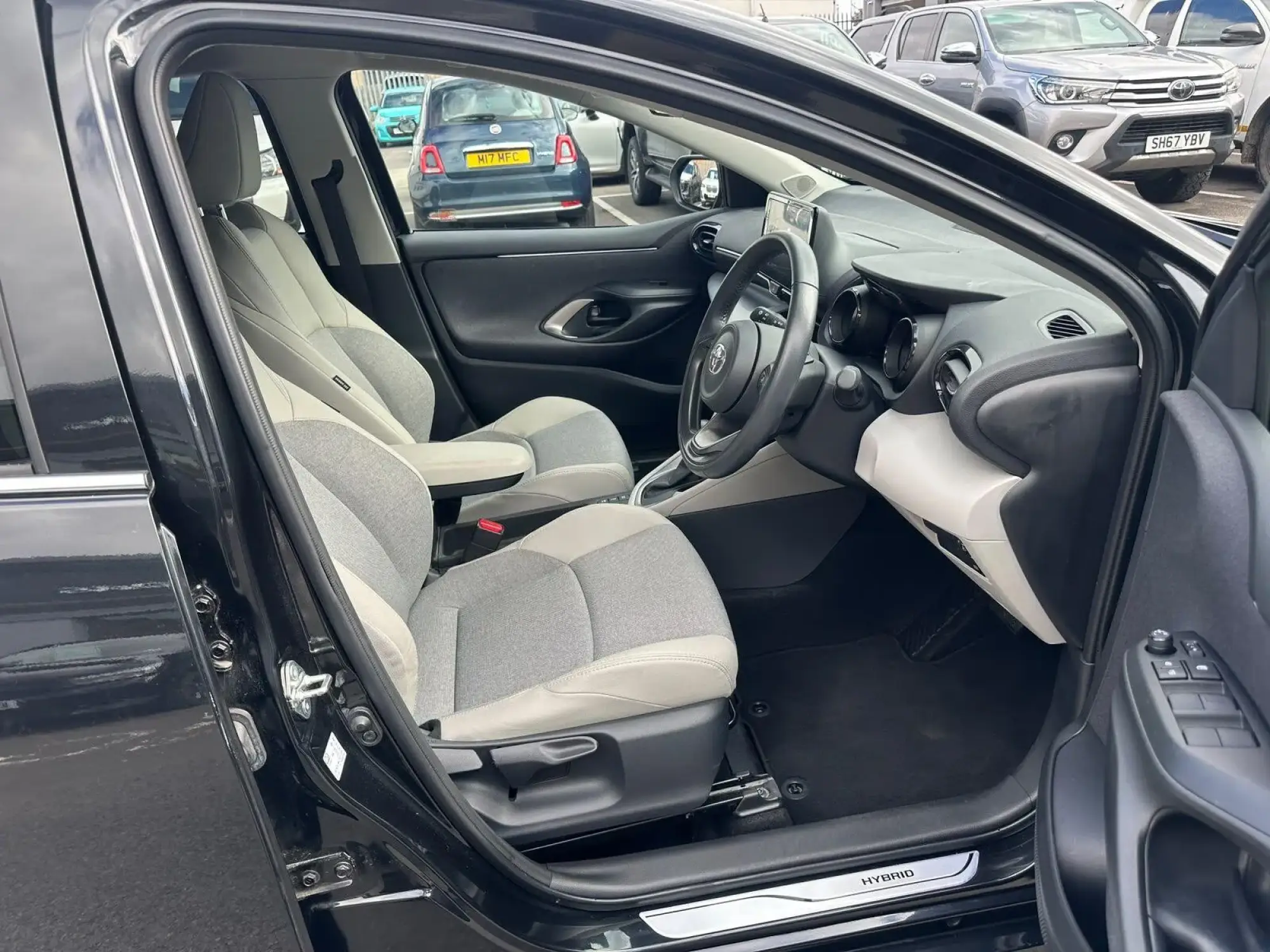 Toyota Yaris Image 11 Toyota Yaris Image 11
