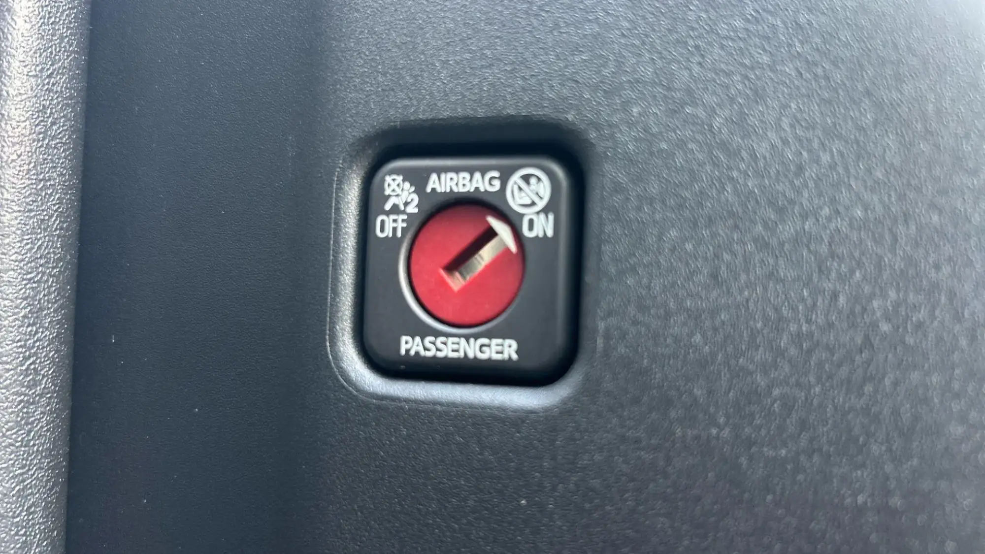 Toyota Yaris Image 40