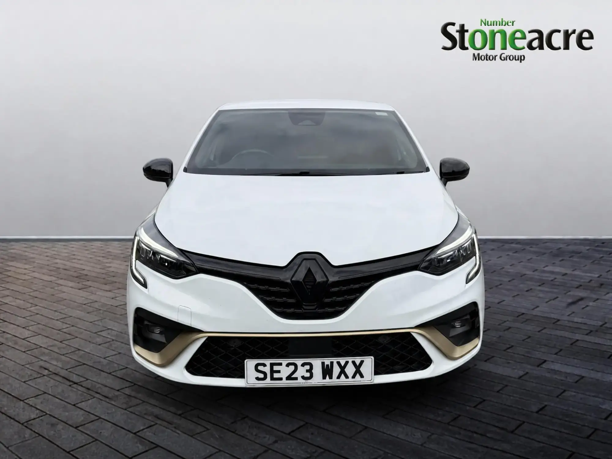 Renault Clio E-Tech Image 8 Renault Clio E-Tech Image 8