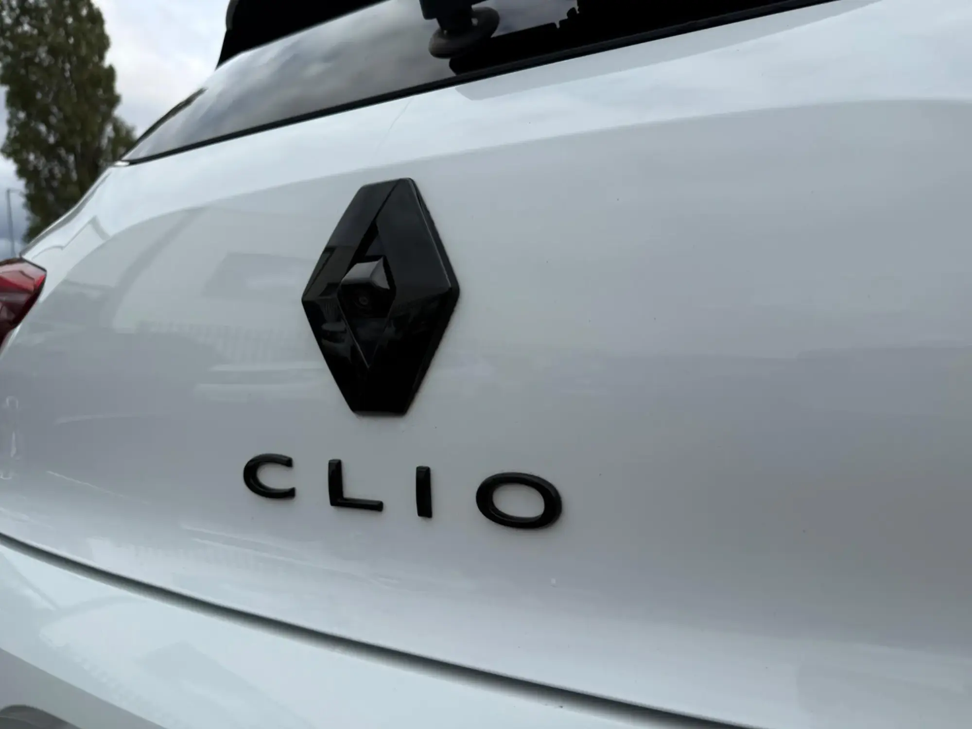 Renault Clio E-Tech Image 11 Renault Clio E-Tech Image 11