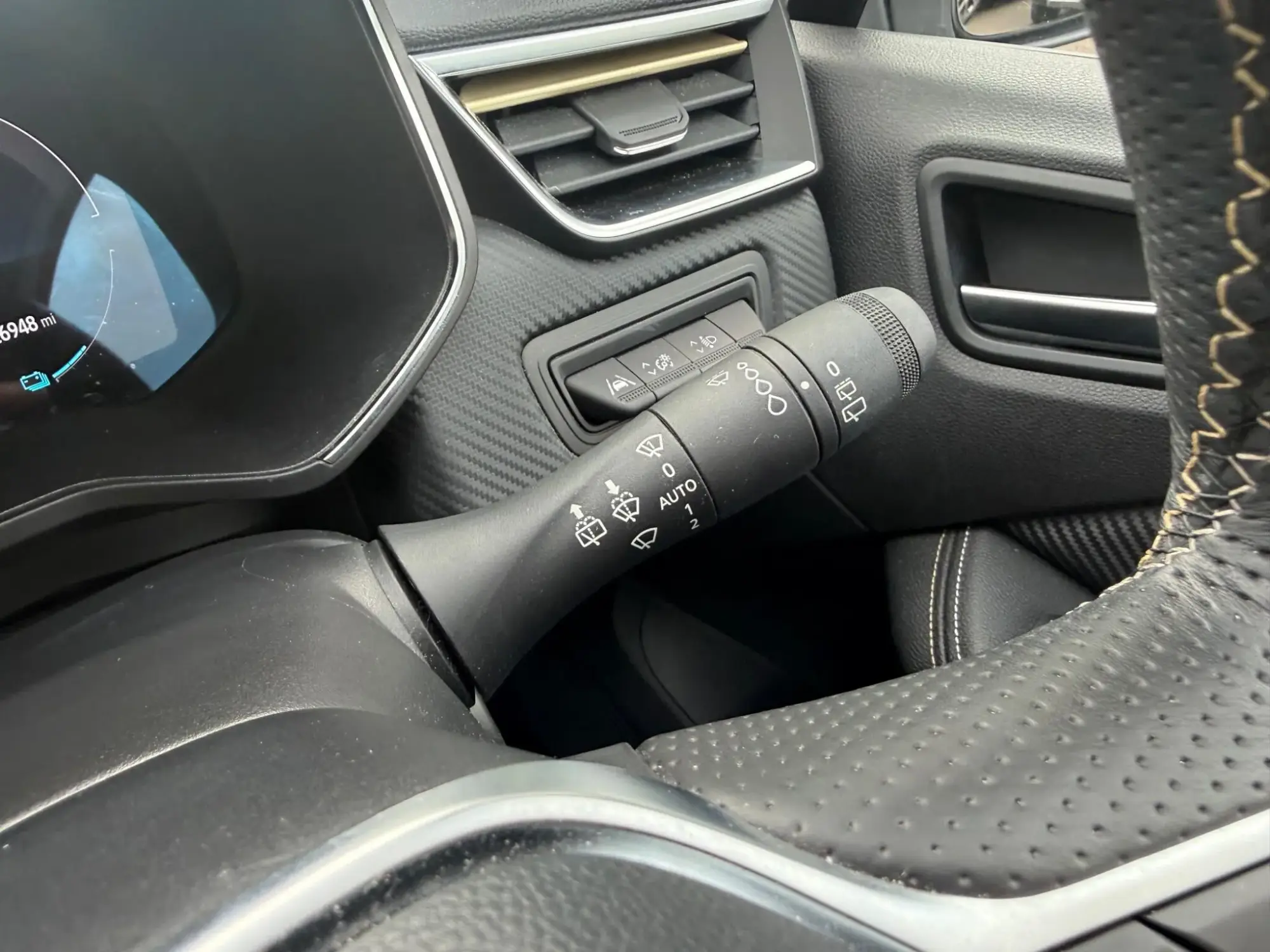 Renault Clio E-Tech Image 35 Renault Clio E-Tech Image 35