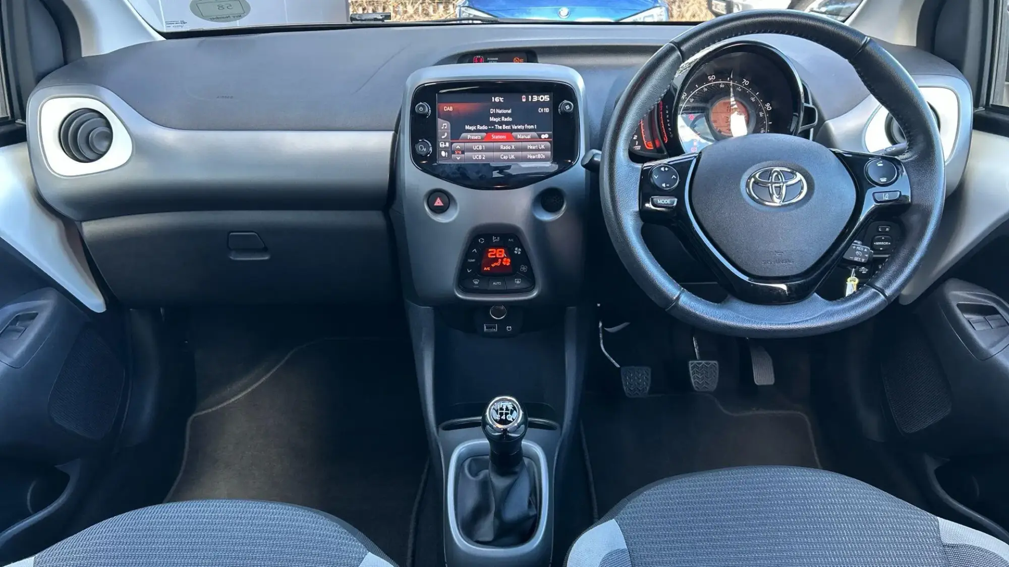 Toyota Aygo Image 8