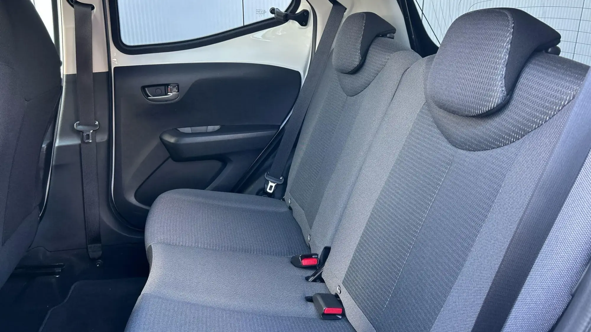 Toyota Aygo Image 15
