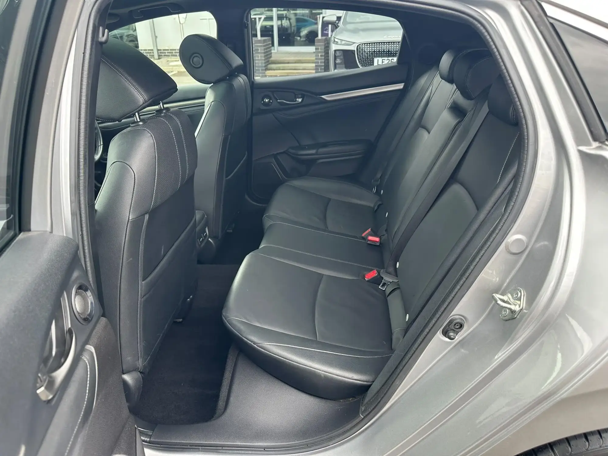 Honda Civic Image 12