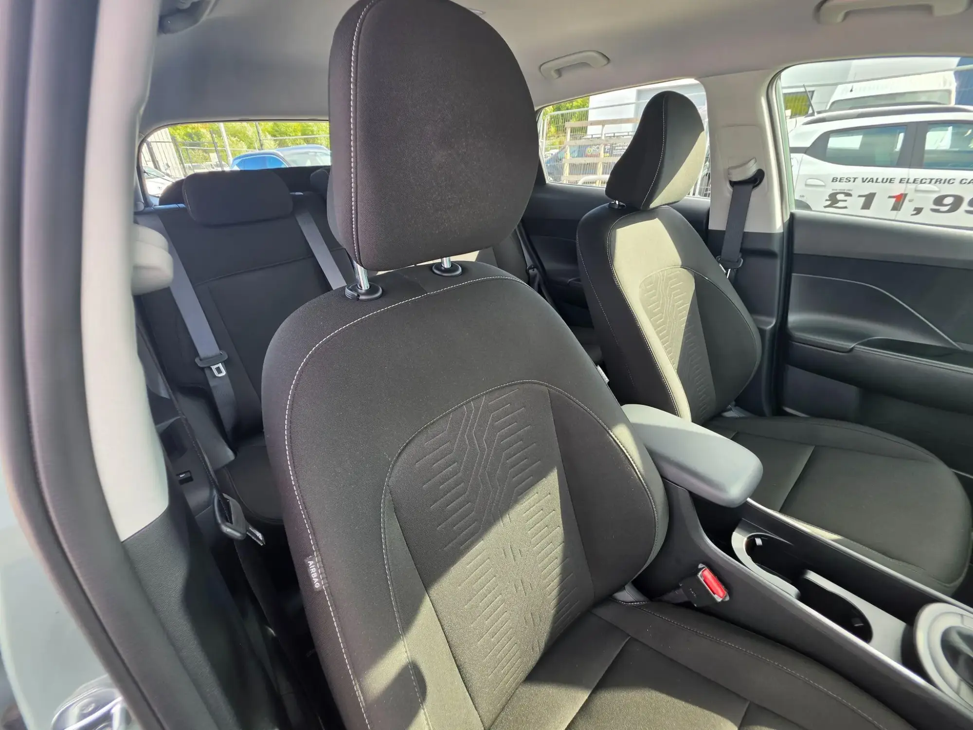 Hyundai KONA Image 9 Hyundai KONA Image 9