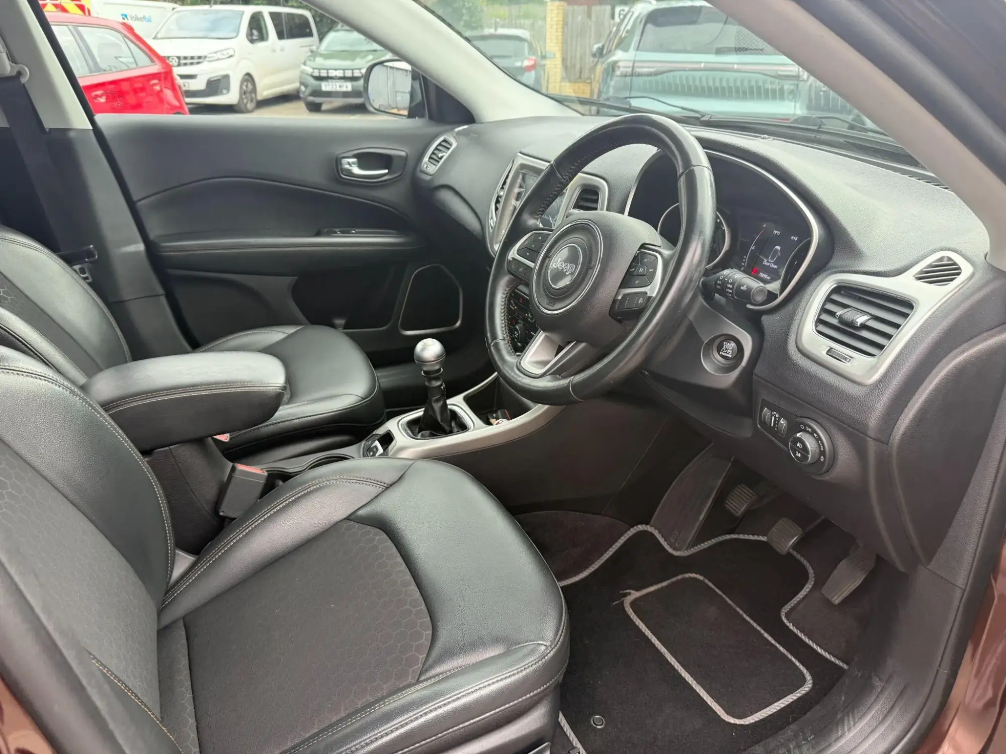 Jeep Compass Image 22