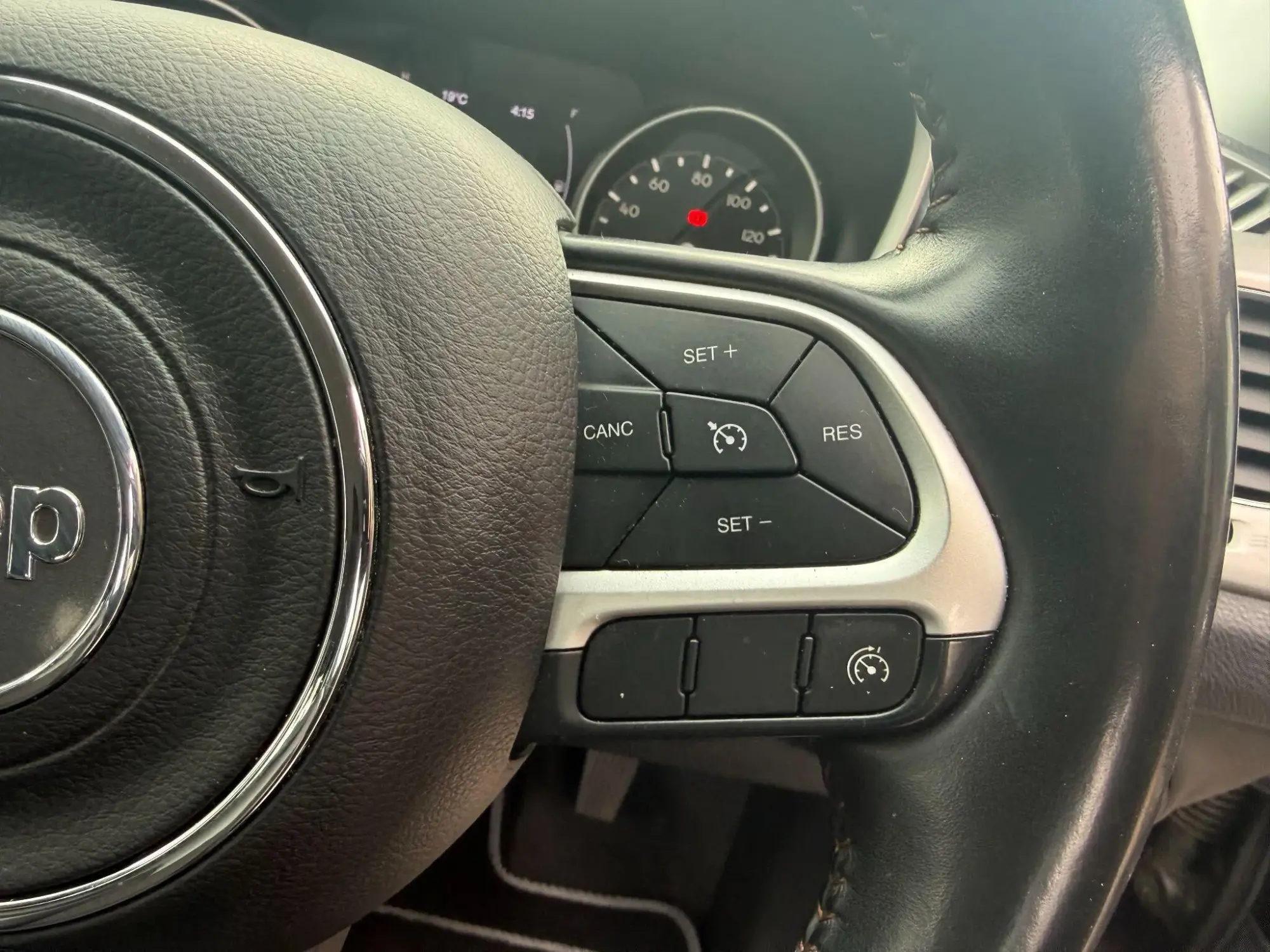 Jeep Compass Image 27