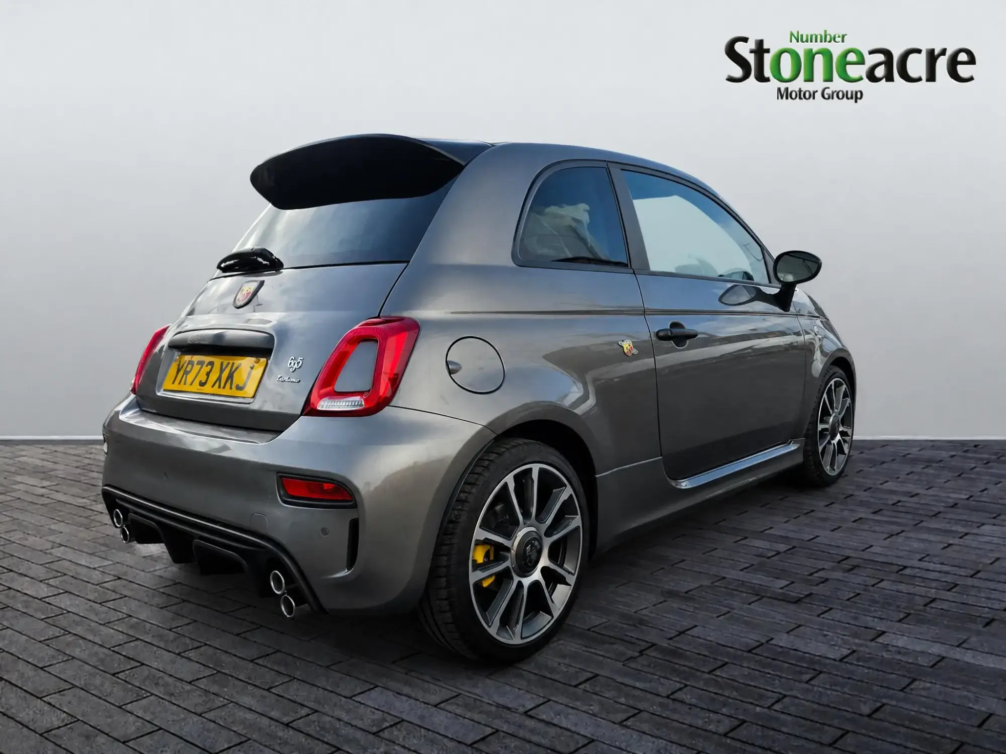 Abarth 695 Image 8 Abarth 695 Image 8