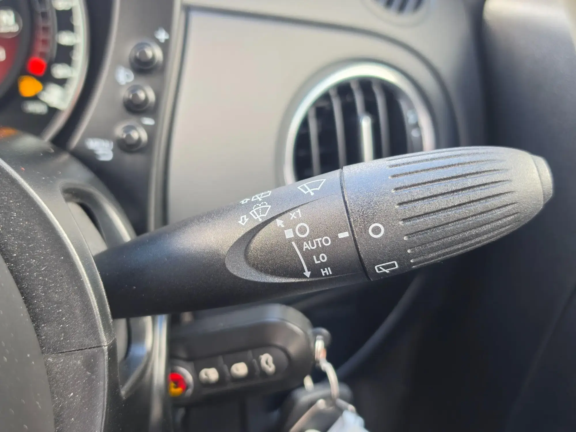 Abarth 695 Image 16 Abarth 695 Image 16