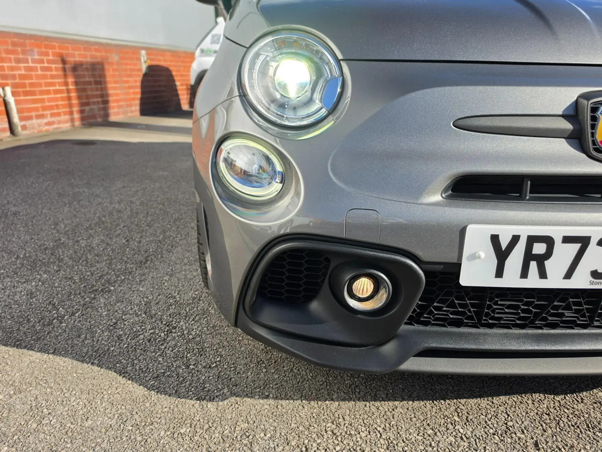 Abarth 695 Image 30 Abarth 695 Image 30