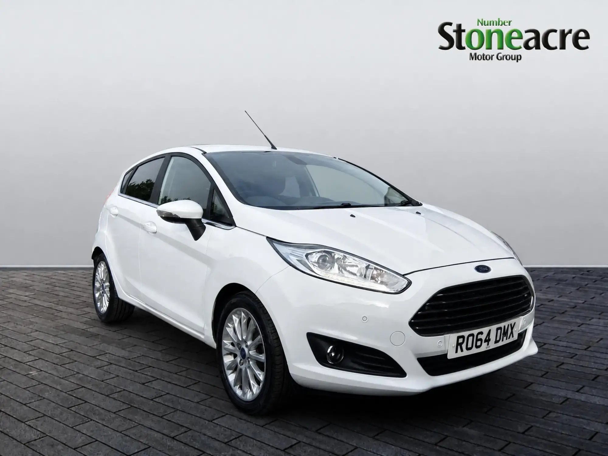 Ford Fiesta 1.0T EcoBoost Titanium X Powershift Euro 5 5dr RO64DMX Image 1 Ford Fiesta 1.0T EcoBoost Titanium X Powershift Euro 5 5dr RO64DMX Image 1