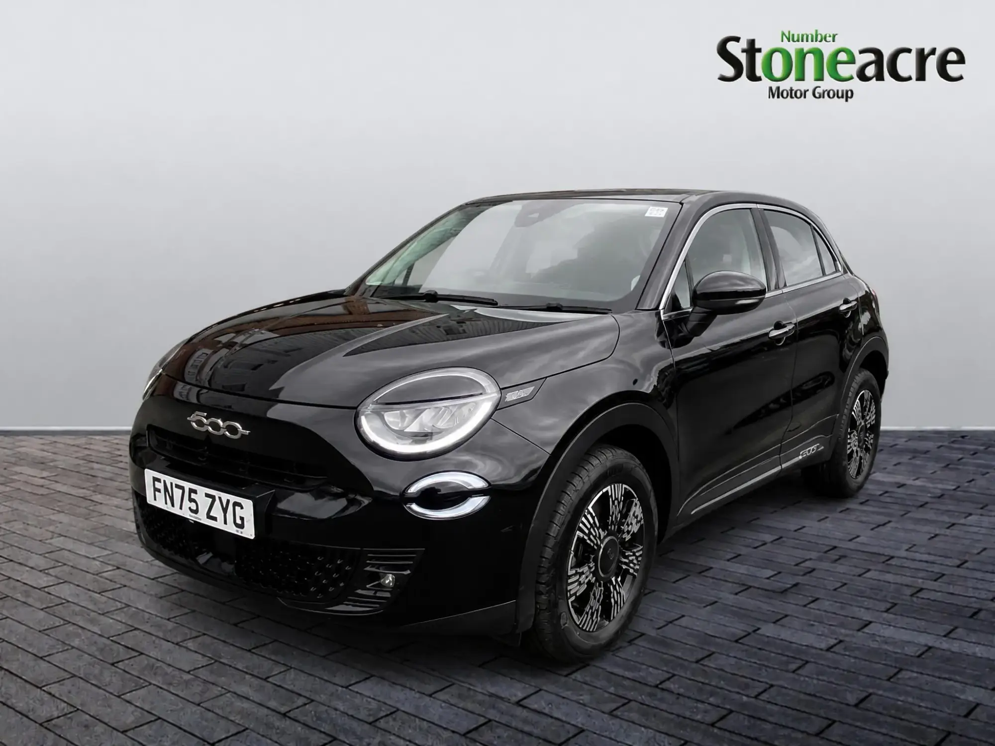 Fiat 600 Petrol 1.2 MHEV 136 e-DCT Euro 6 (s/s) 5dr FN75ZYG Image 3