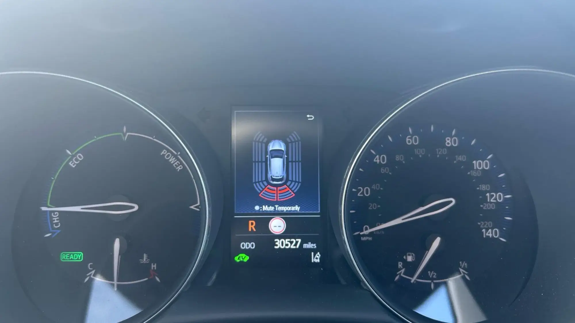 Toyota C-HR Hybrid Image 23