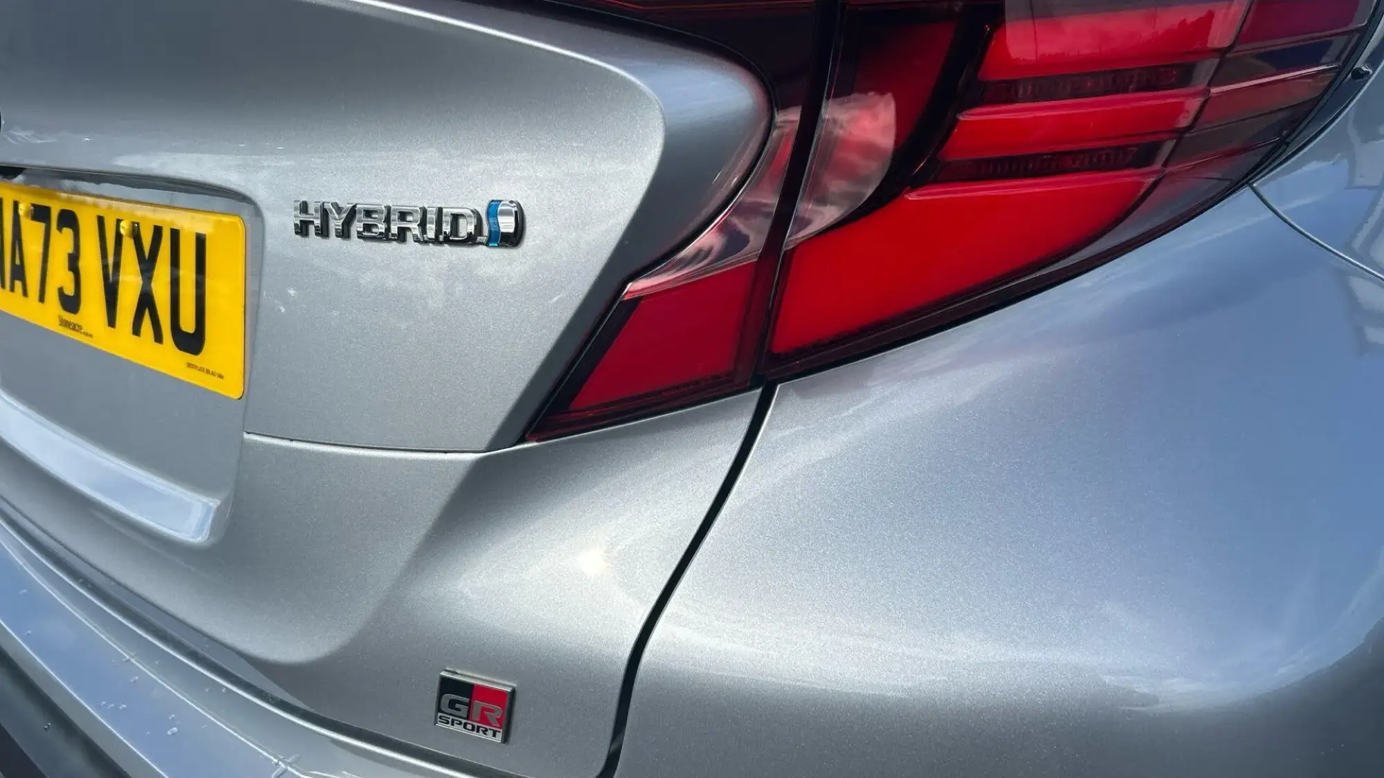 Toyota C-HR Hybrid Image 42