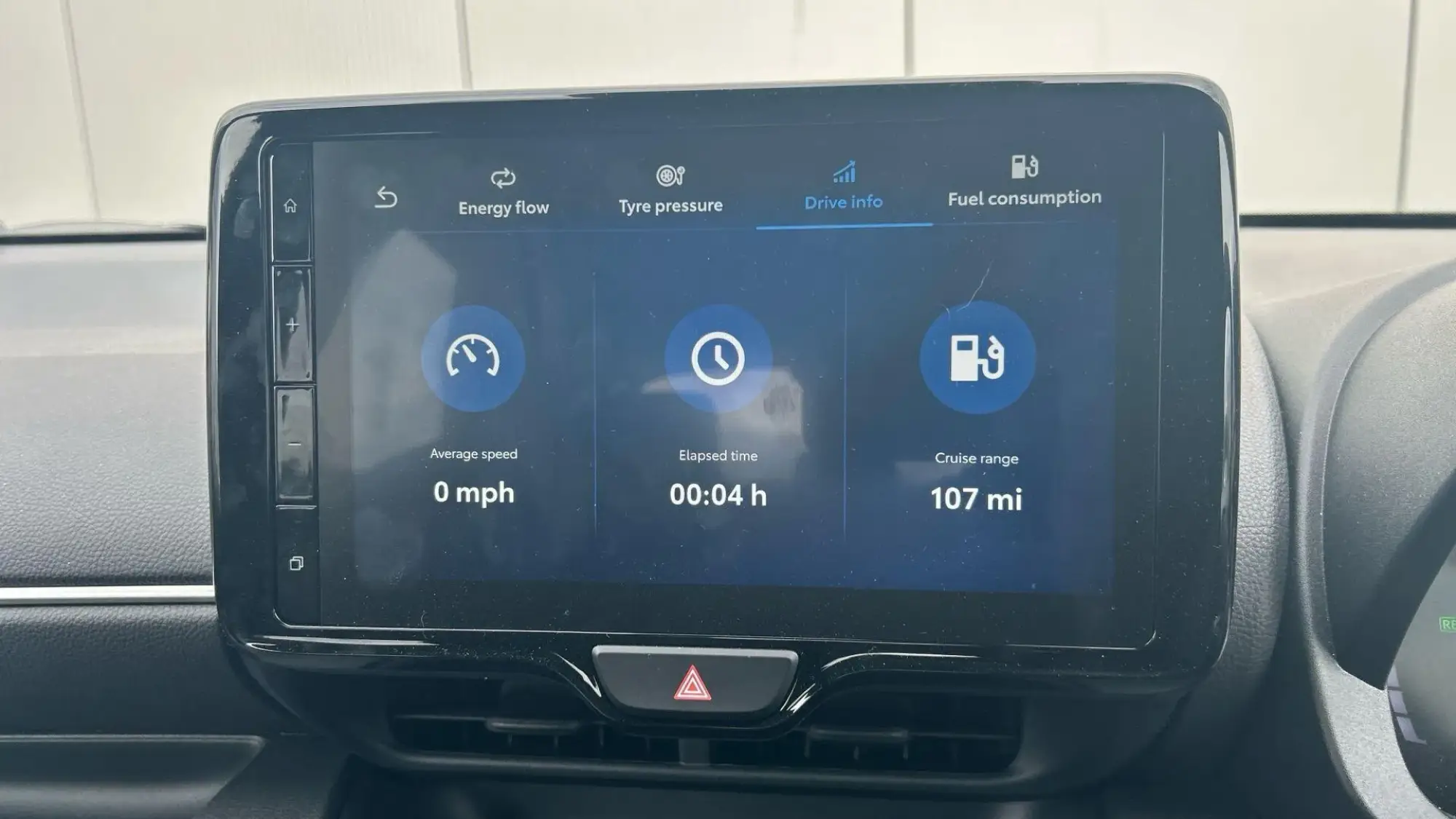 Toyota Yaris Hybrid Image 27