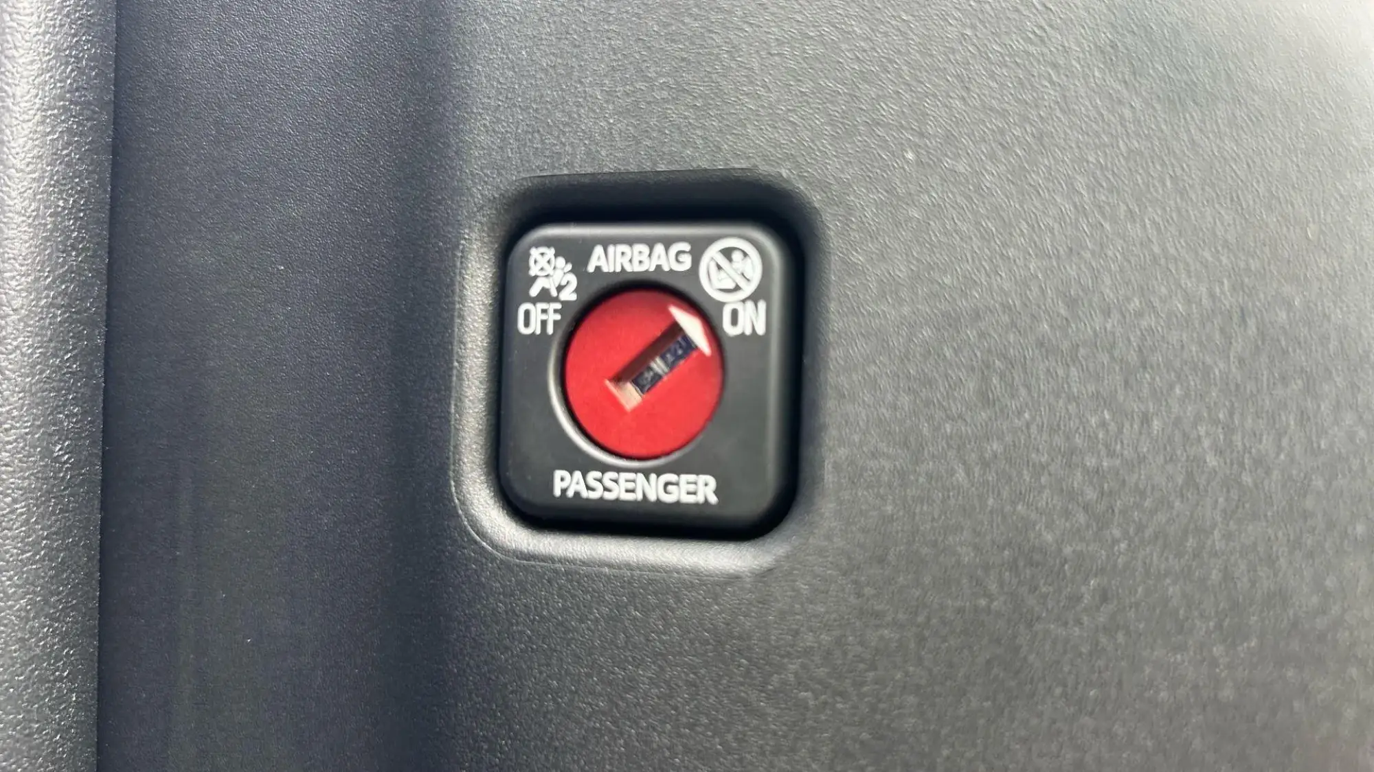 Toyota Yaris Hybrid Image 39