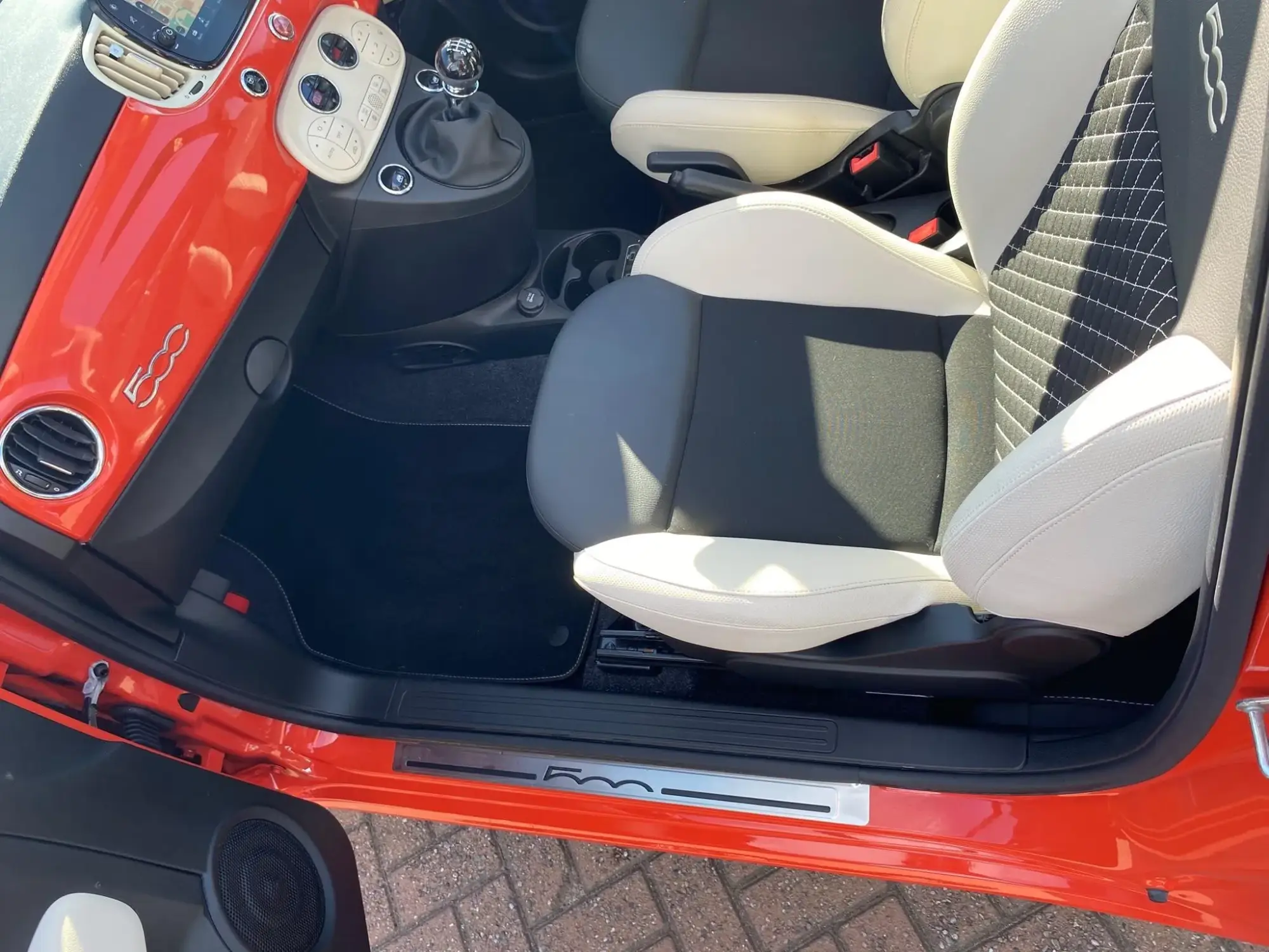 Fiat 500c Hybrid Image 24 Fiat 500c Hybrid Image 24