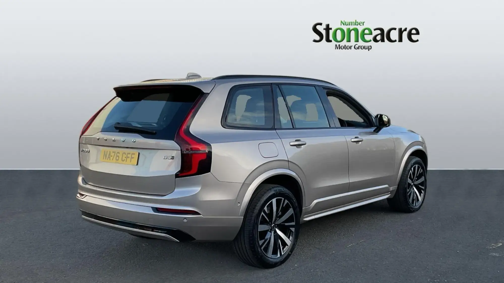 Volvo XC90 2.0 B5 MHEV Plus Auto 4WD Euro 6 (s/s) 5dr NA76CFF Image 2 Volvo XC90 2.0 B5 MHEV Plus Auto 4WD Euro 6 (s/s) 5dr NA76CFF Image 2