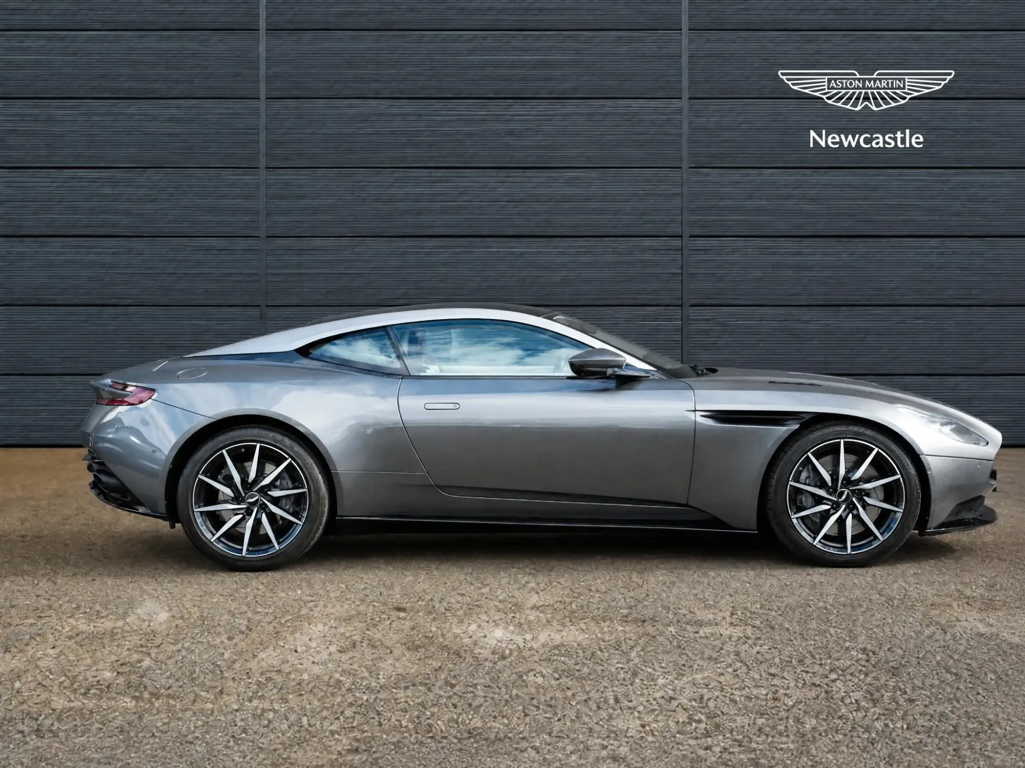 Aston Martin DB11 Image 7 Aston Martin DB11 Image 7
