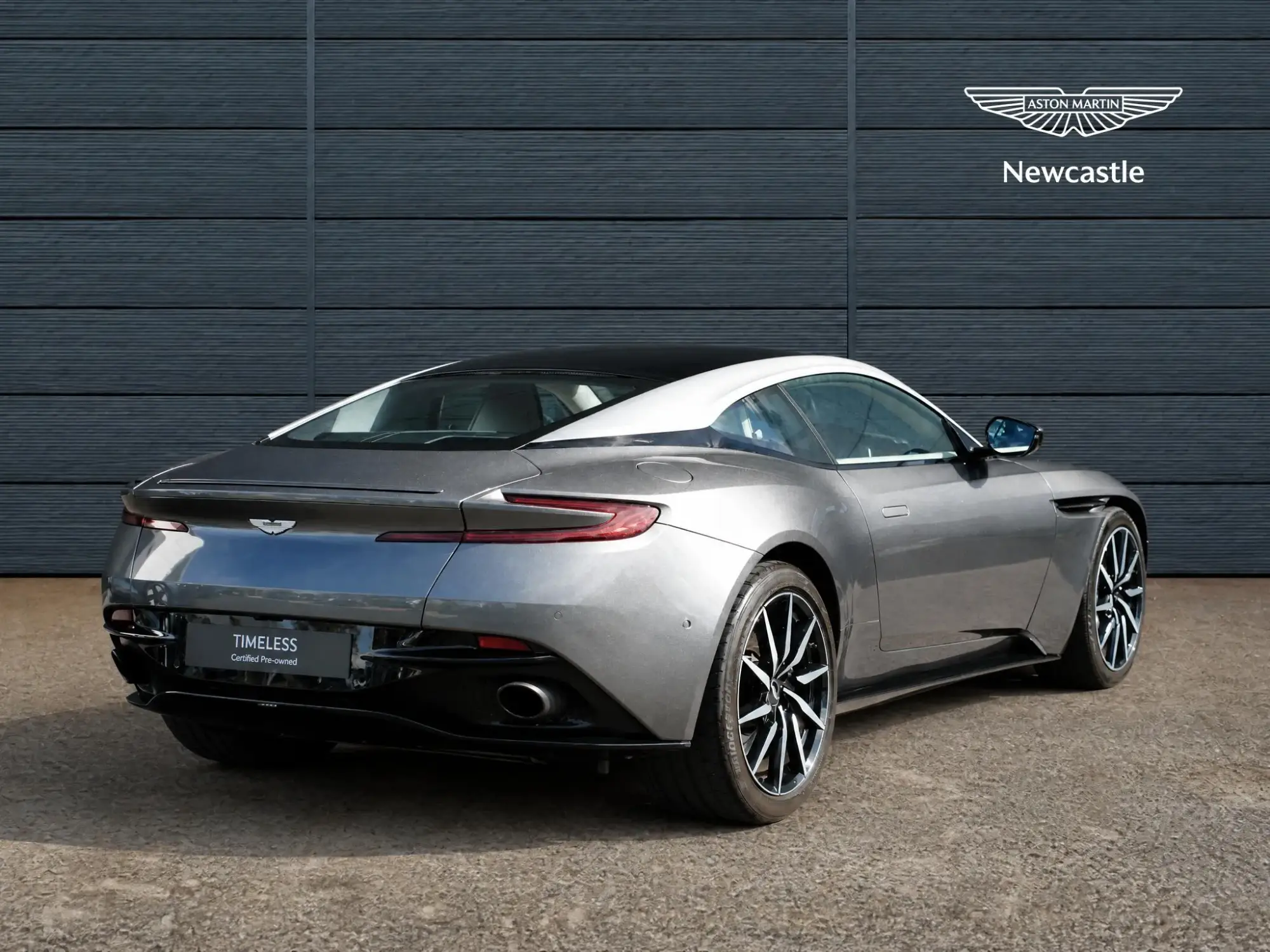 Aston Martin DB11 Image 8 Aston Martin DB11 Image 8