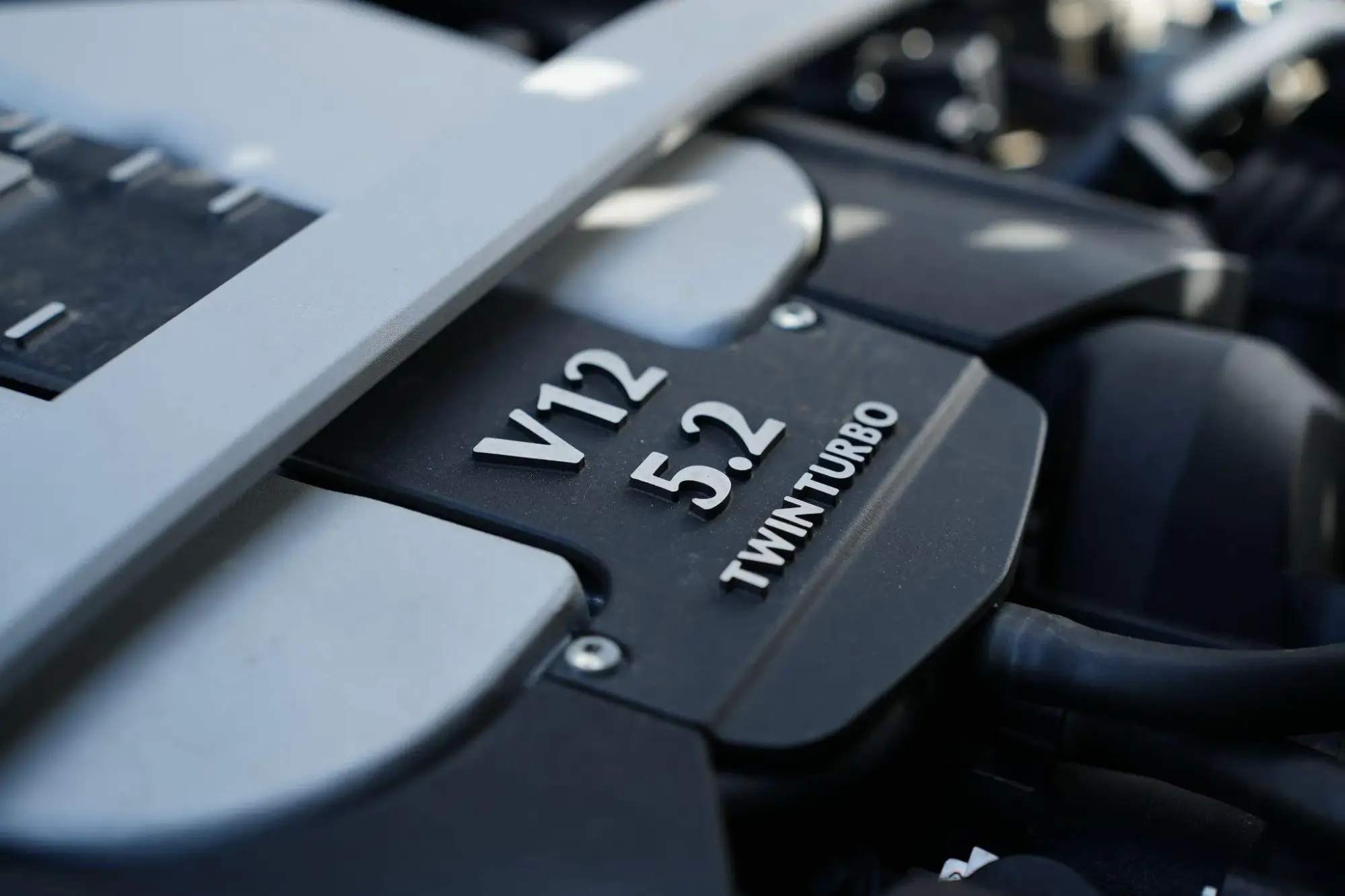 Aston Martin DB11 Image 21 Aston Martin DB11 Image 21