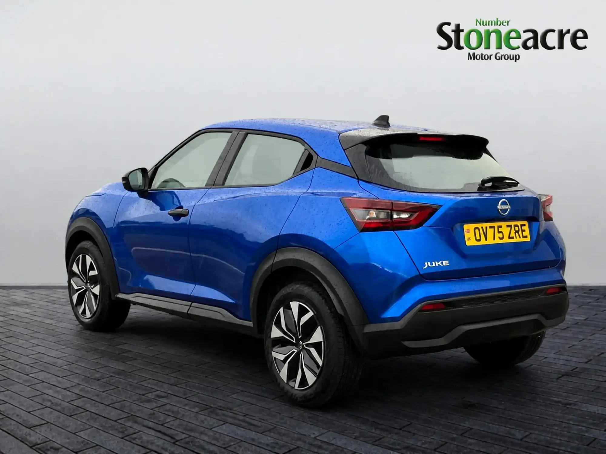 Nissan Juke 1.0 DIG-T Acenta Premium Euro 6 (s/s) 5dr OV75ZRE Image 3 Nissan Juke 1.0 DIG-T Acenta Premium Euro 6 (s/s) 5dr OV75ZRE Image 3