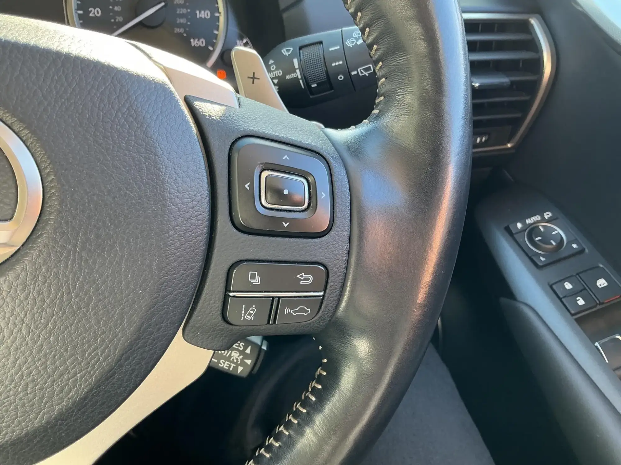 Lexus NX Self-Charging Hybrid Image 19 Lexus NX Self-Charging Hybrid Image 19