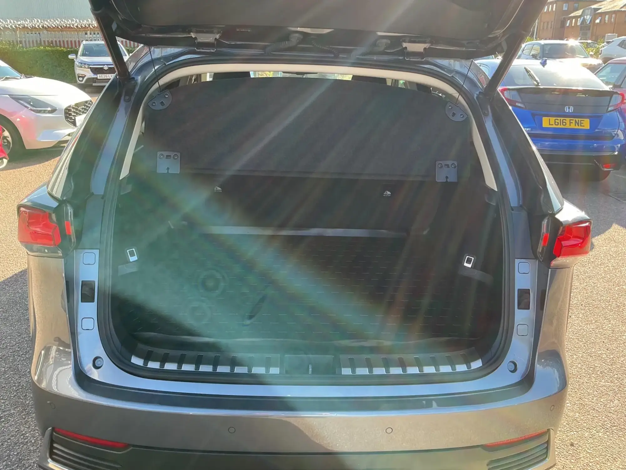 Lexus NX Self-Charging Hybrid Image 32 Lexus NX Self-Charging Hybrid Image 32