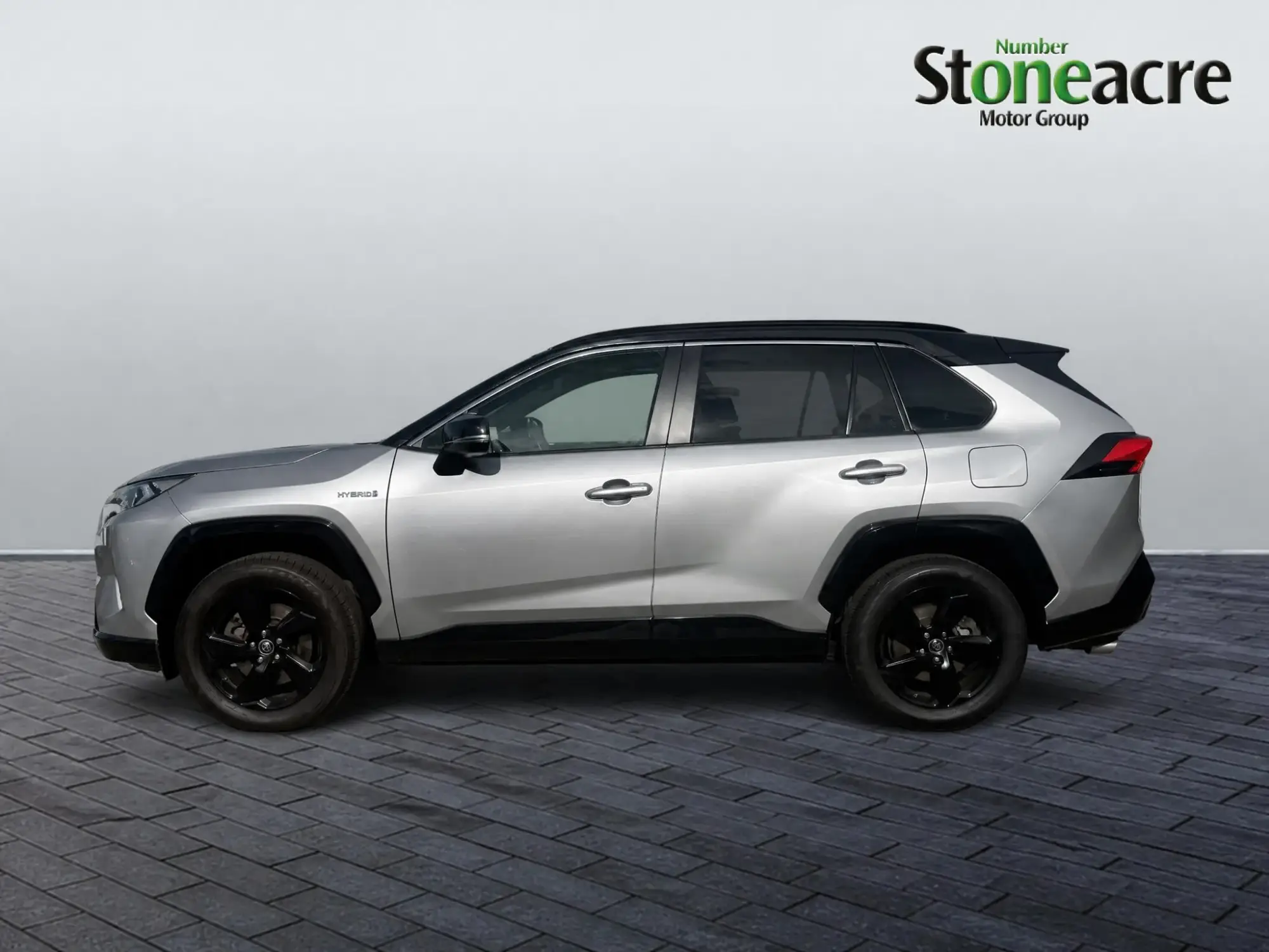 Toyota RAV4 Image 6