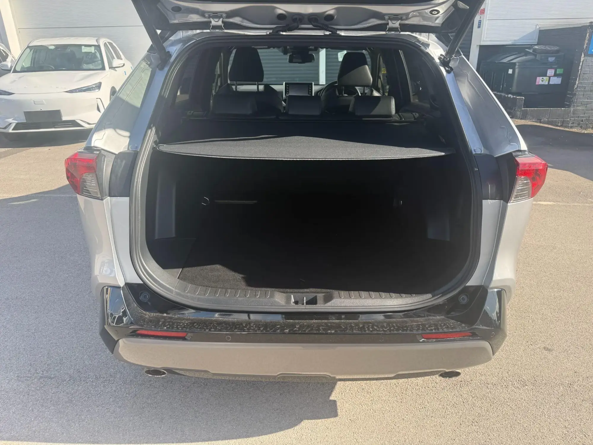 Toyota RAV4 Image 37