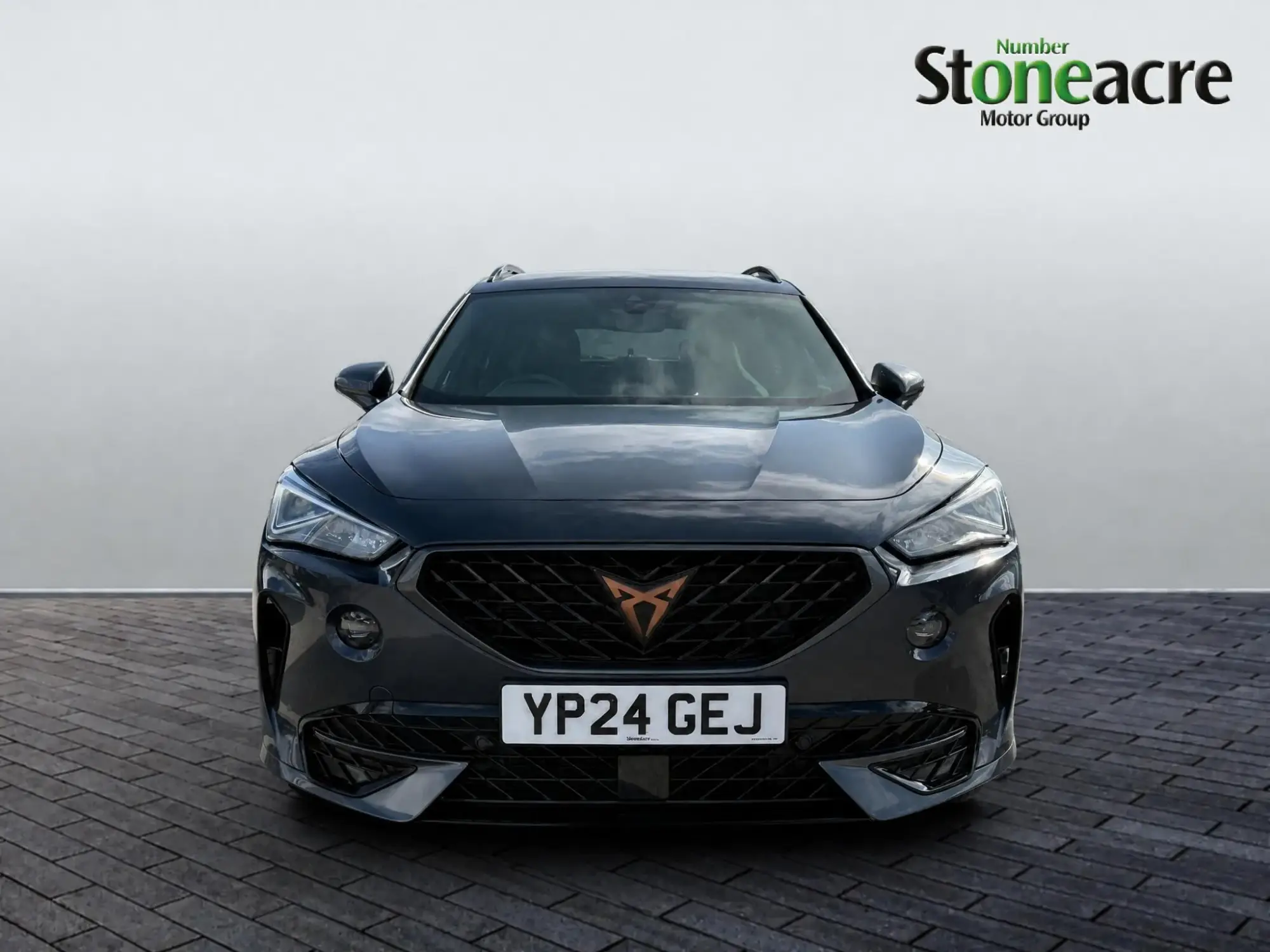 CUPRA Formentor 1.4 12.8kWh V2 DSG Euro 6 (s/s) 5dr YP24GEJ Image 2