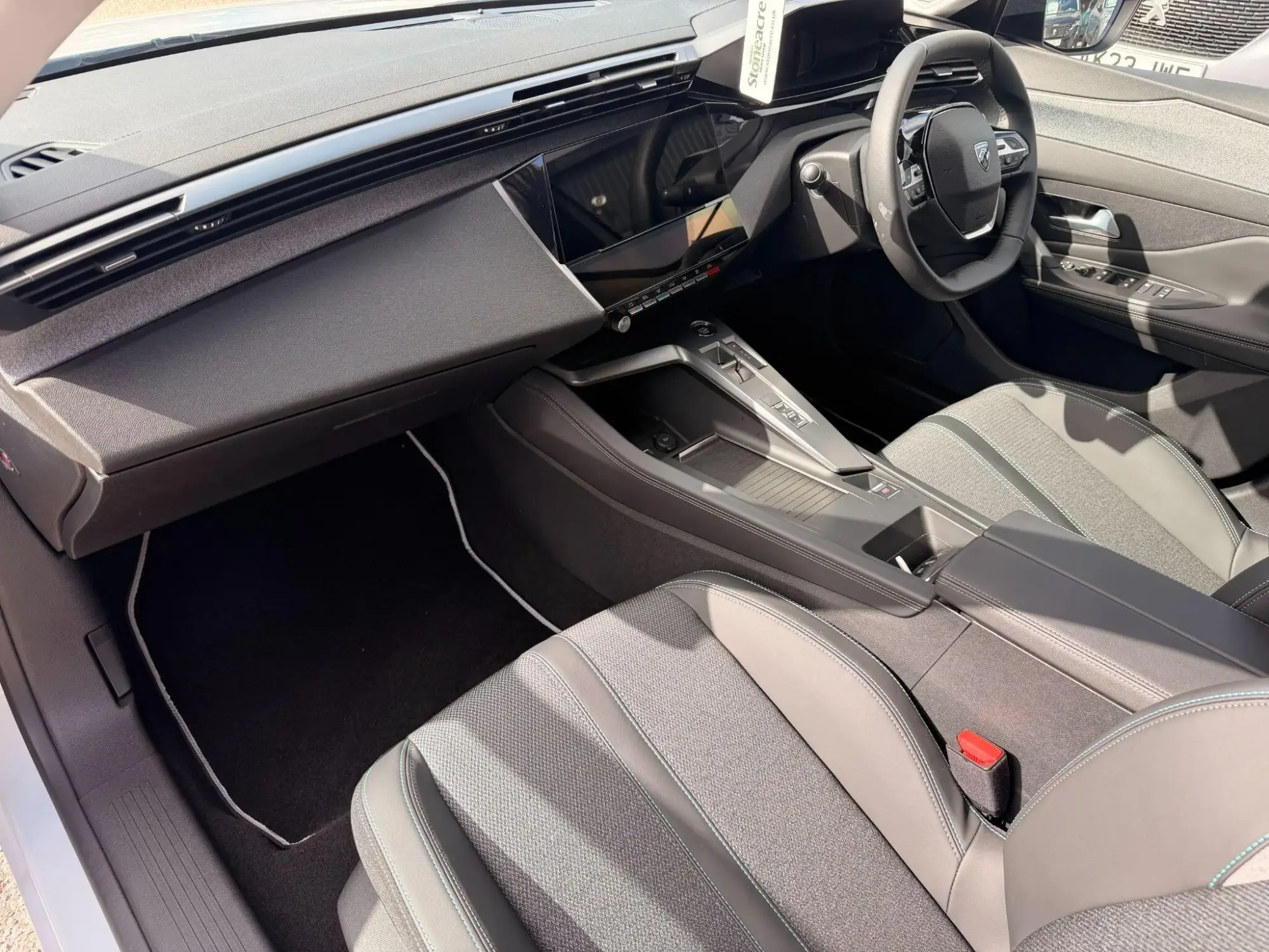 Peugeot E-408 Image 10