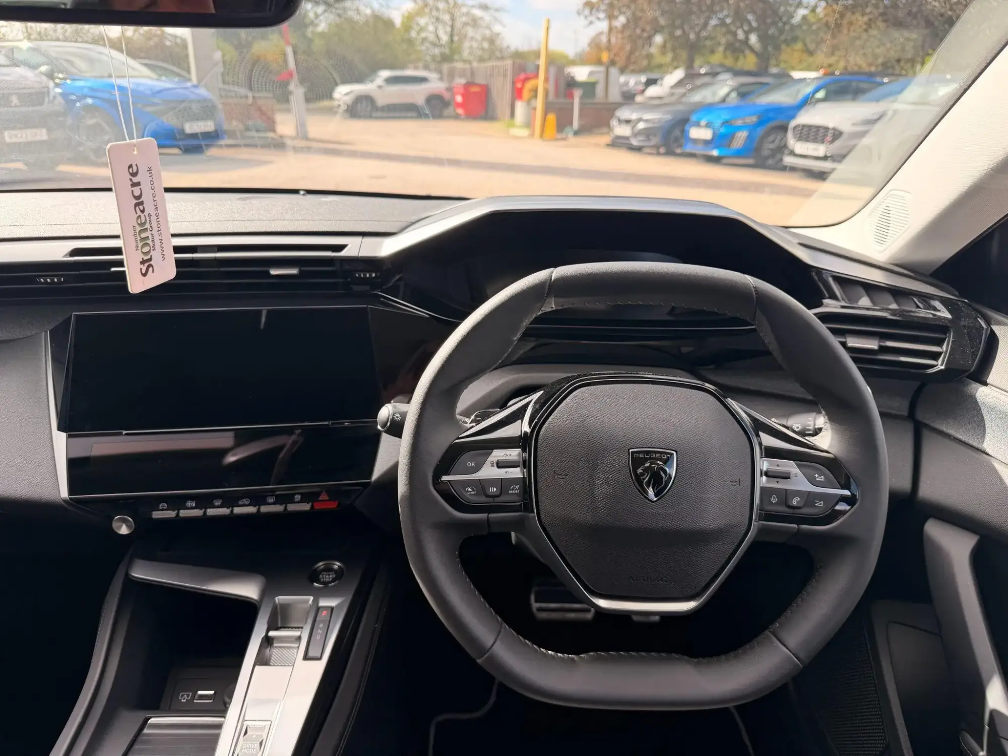Peugeot E-408 Image 12
