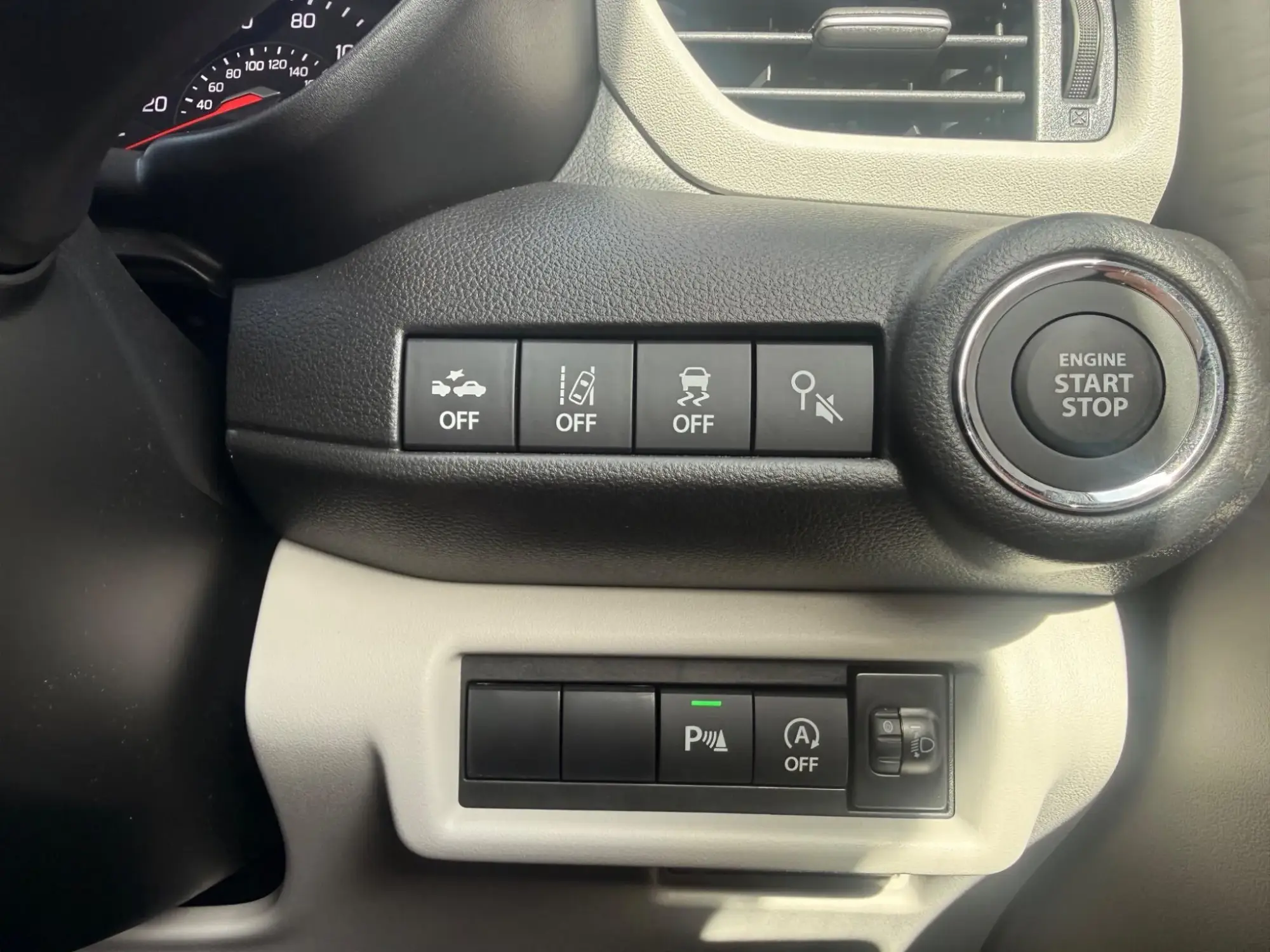 Suzuki Swift Image 15 Suzuki Swift Image 15