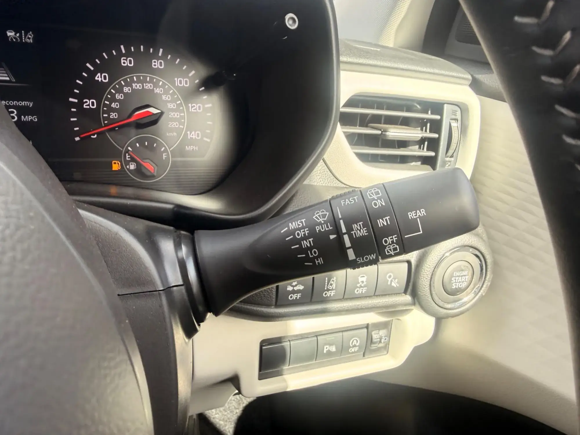 Suzuki Swift Image 17 Suzuki Swift Image 17