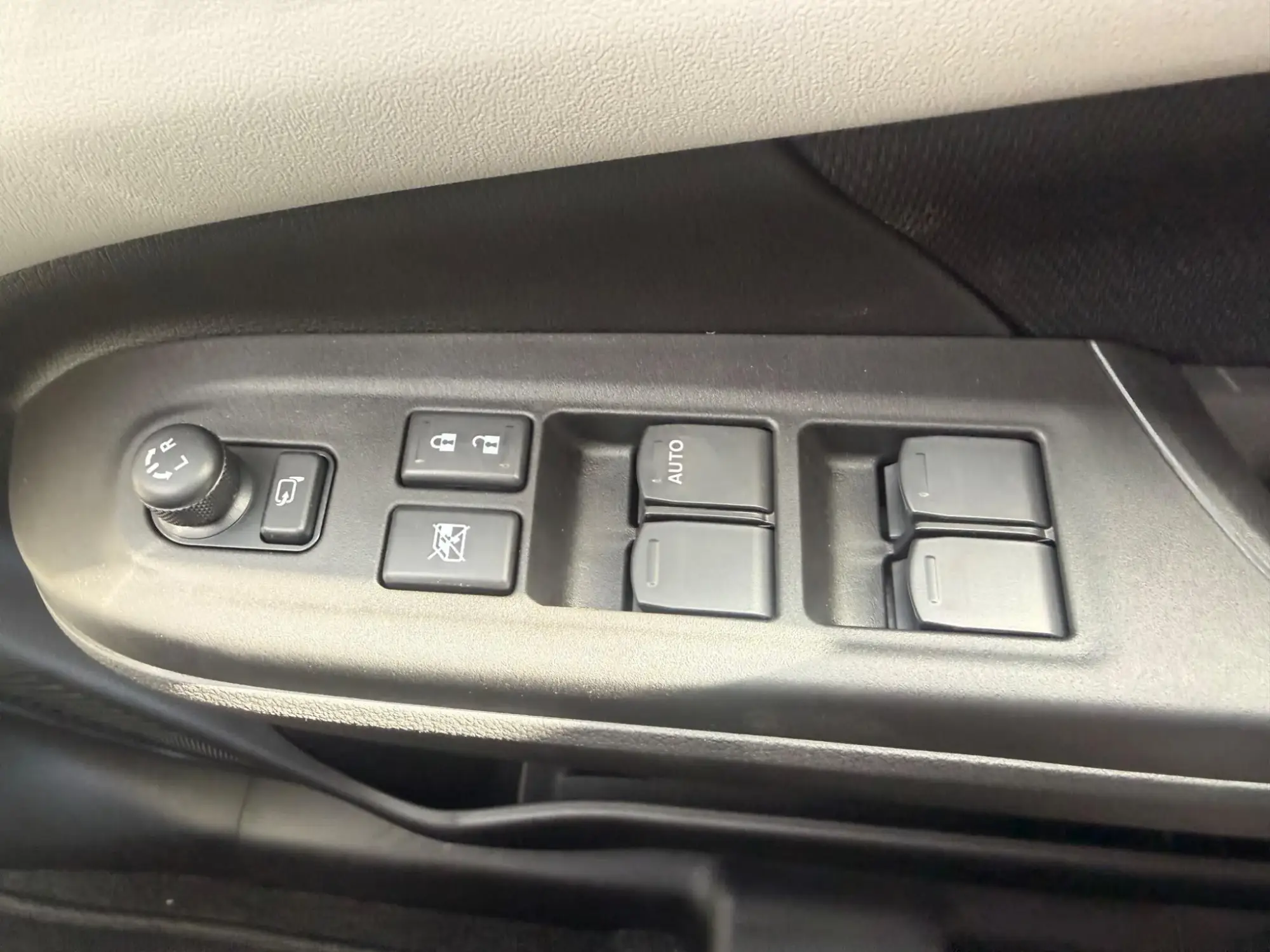 Suzuki Swift Image 21 Suzuki Swift Image 21