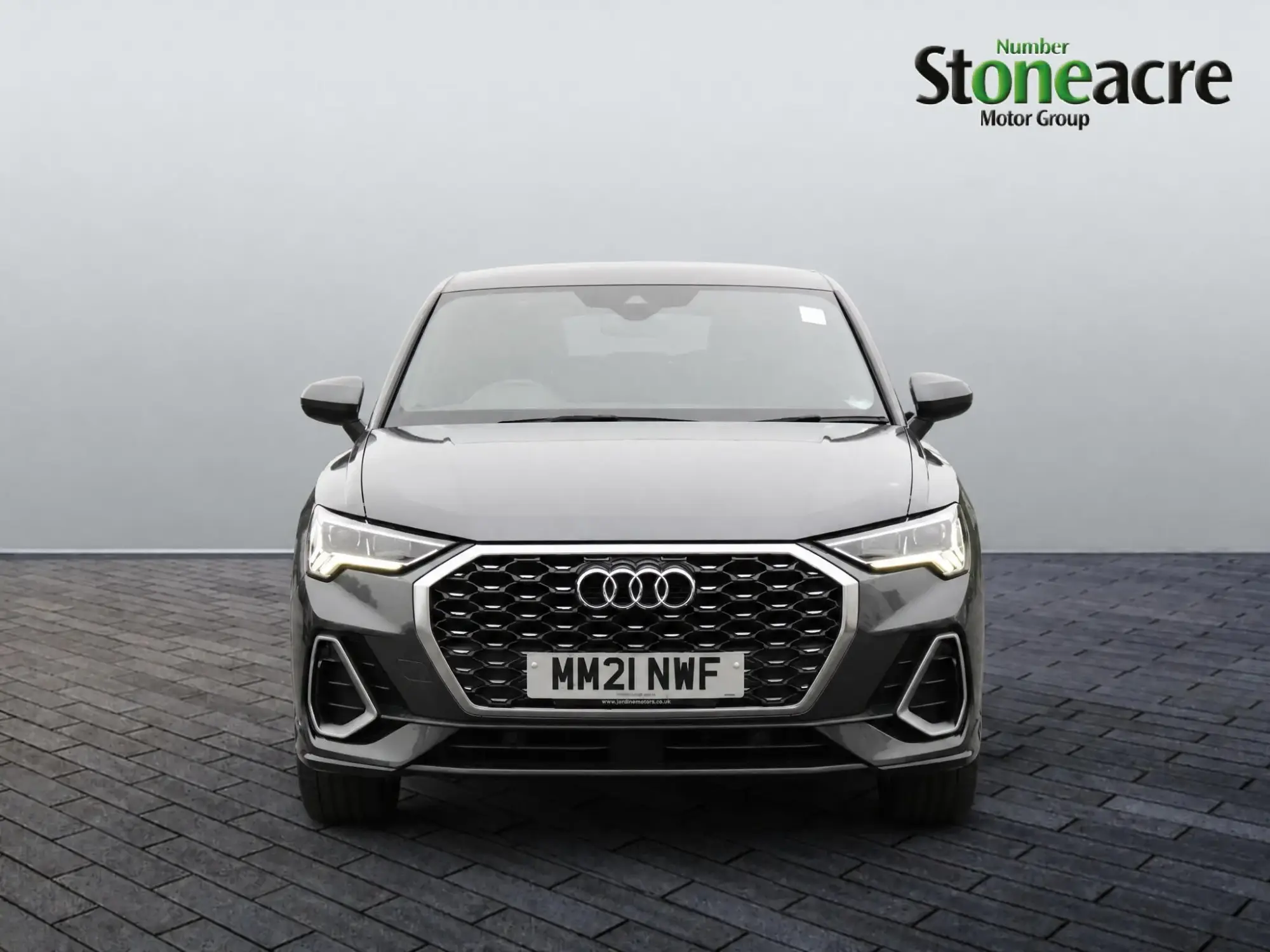 Audi Q3 Image 8