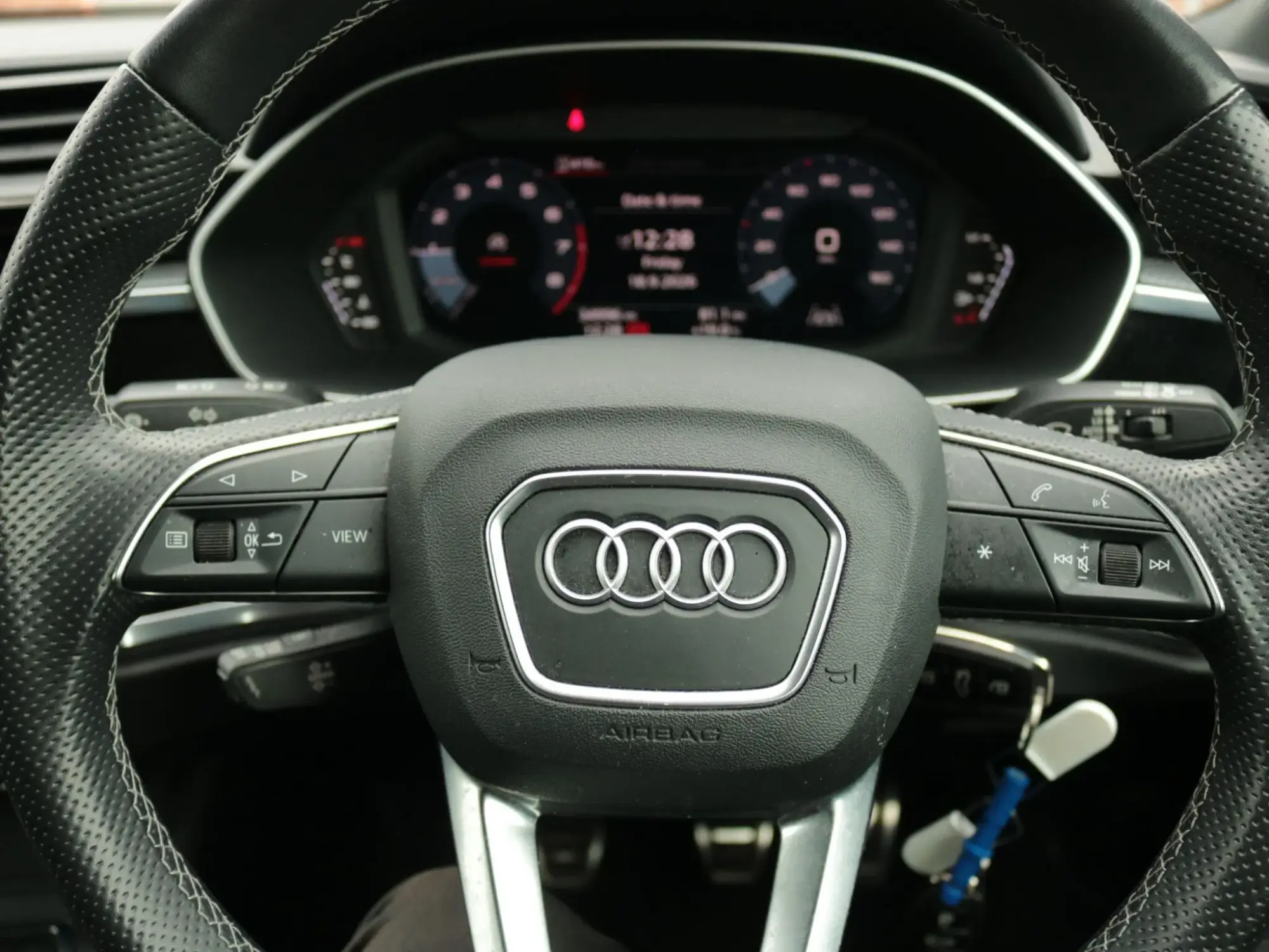 Audi Q3 Image 16