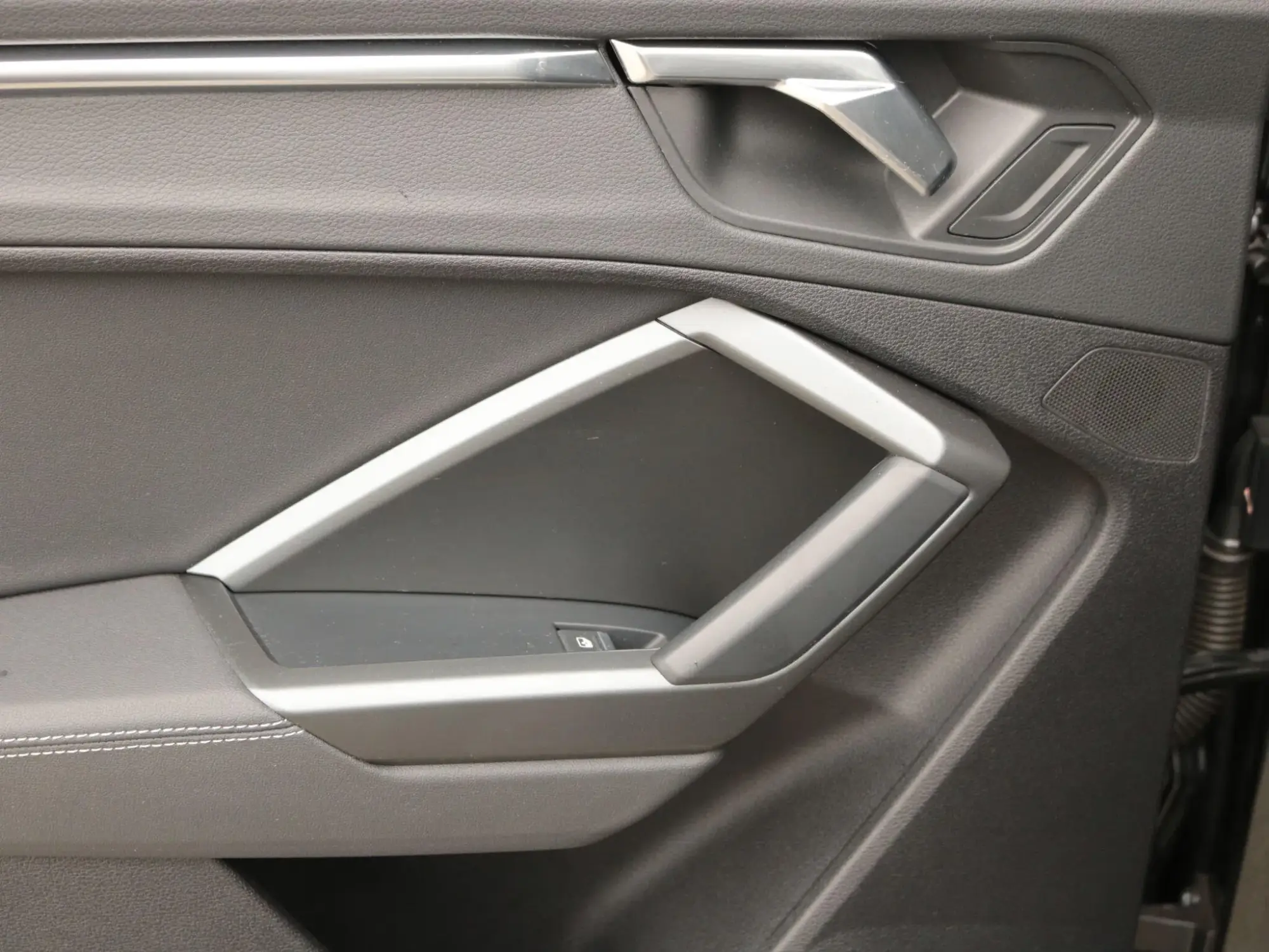 Audi Q3 Image 26