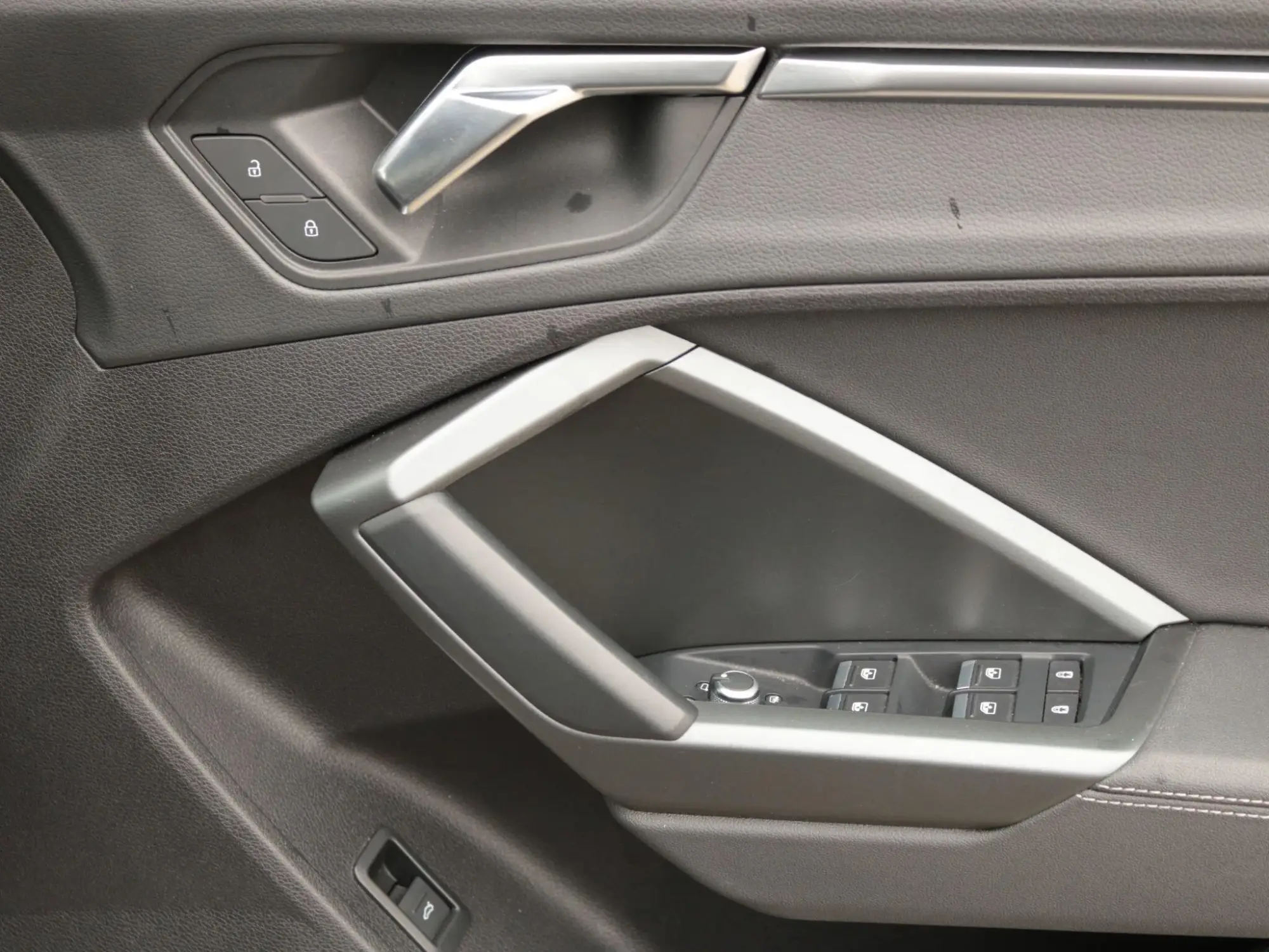 Audi Q3 Image 27