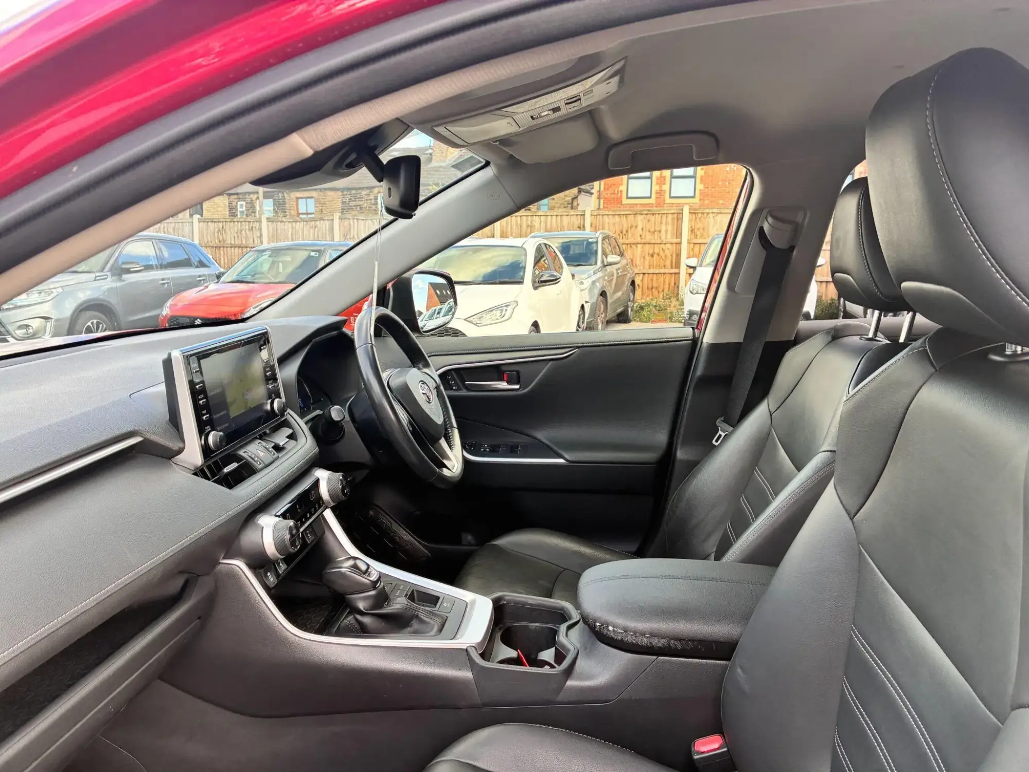 Toyota RAV4 Image 28