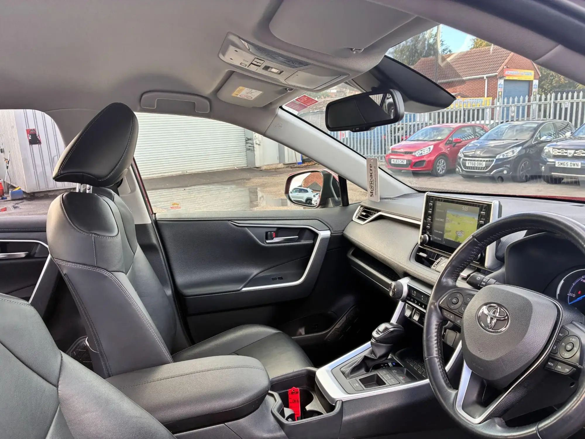 Toyota RAV4 Image 24
