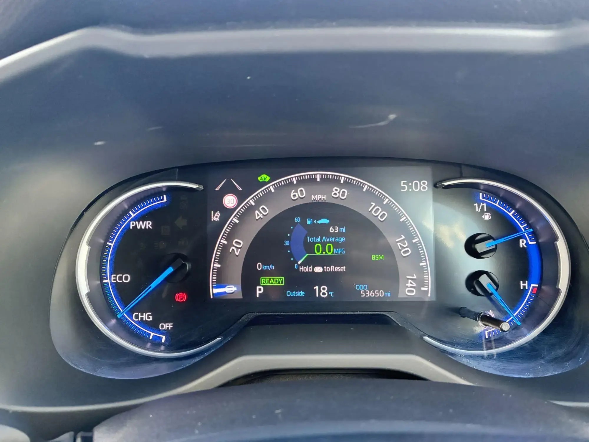 Toyota RAV4 Image 15