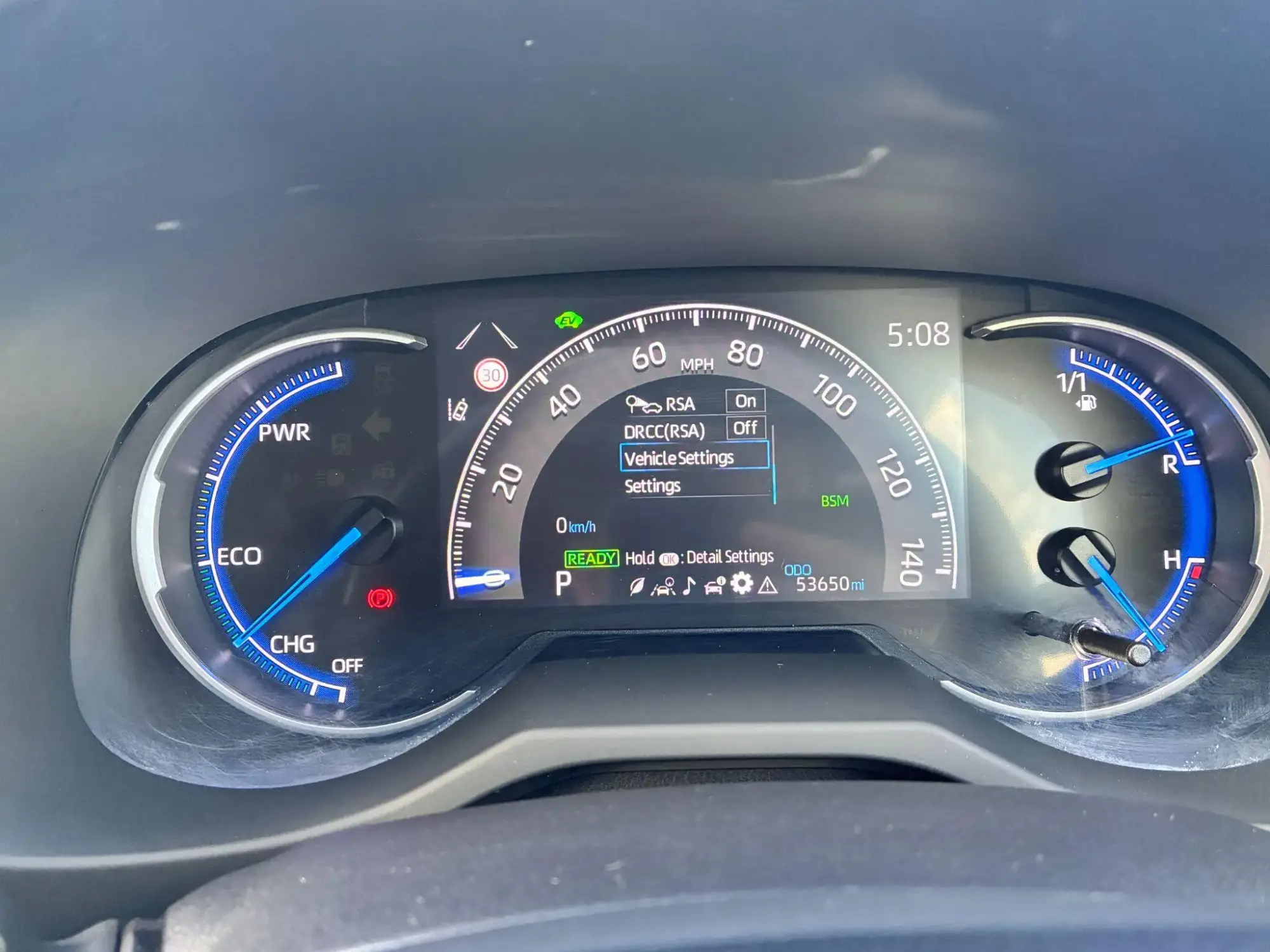 Toyota RAV4 Image 37