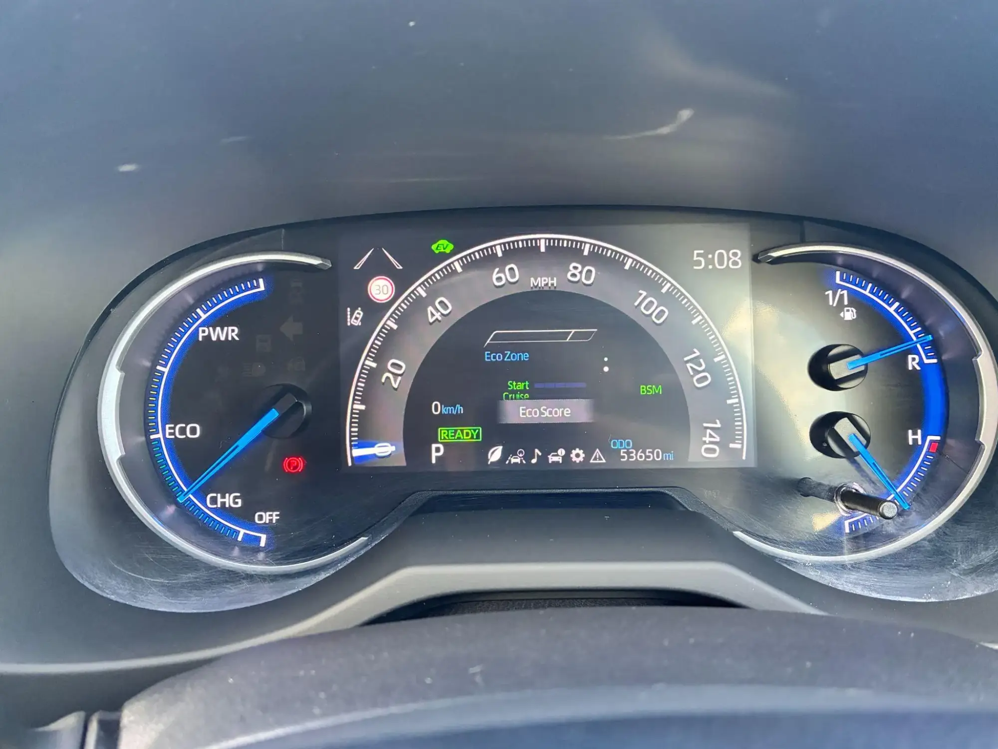 Toyota RAV4 Image 39