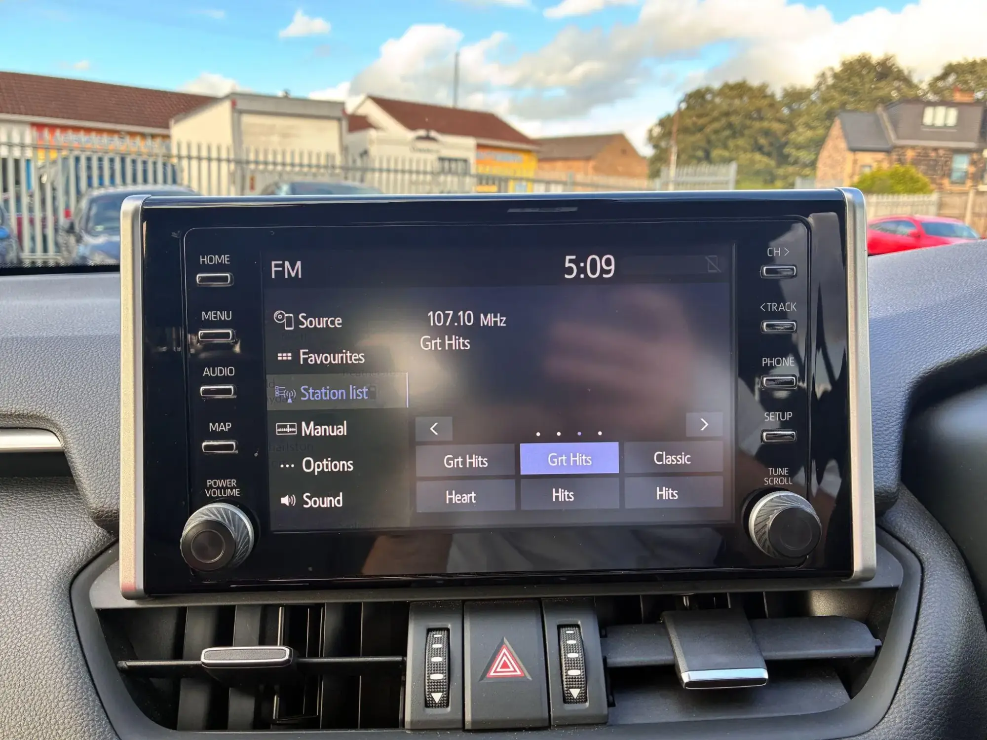 Toyota RAV4 Image 44