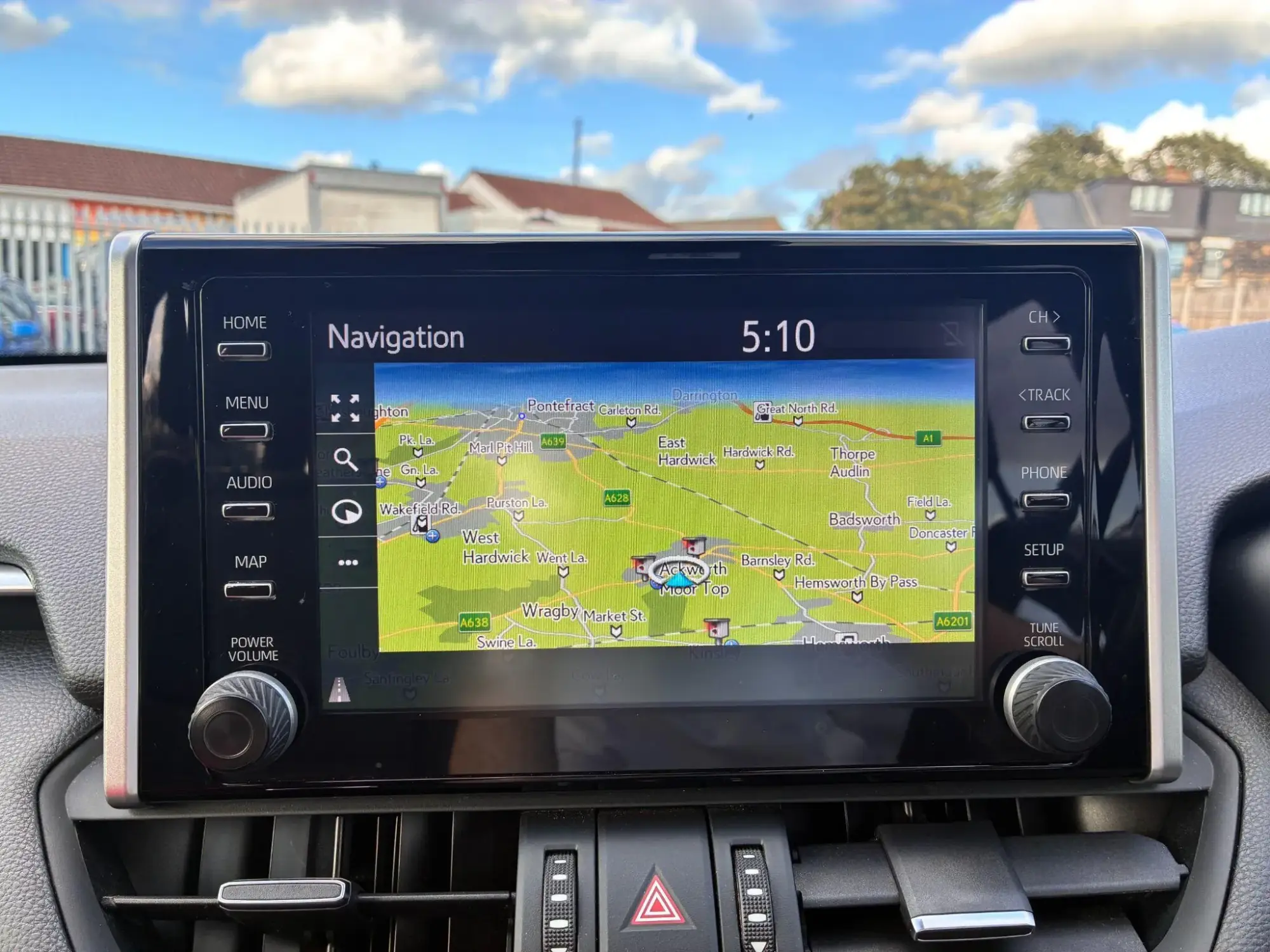 Toyota RAV4 Image 18
