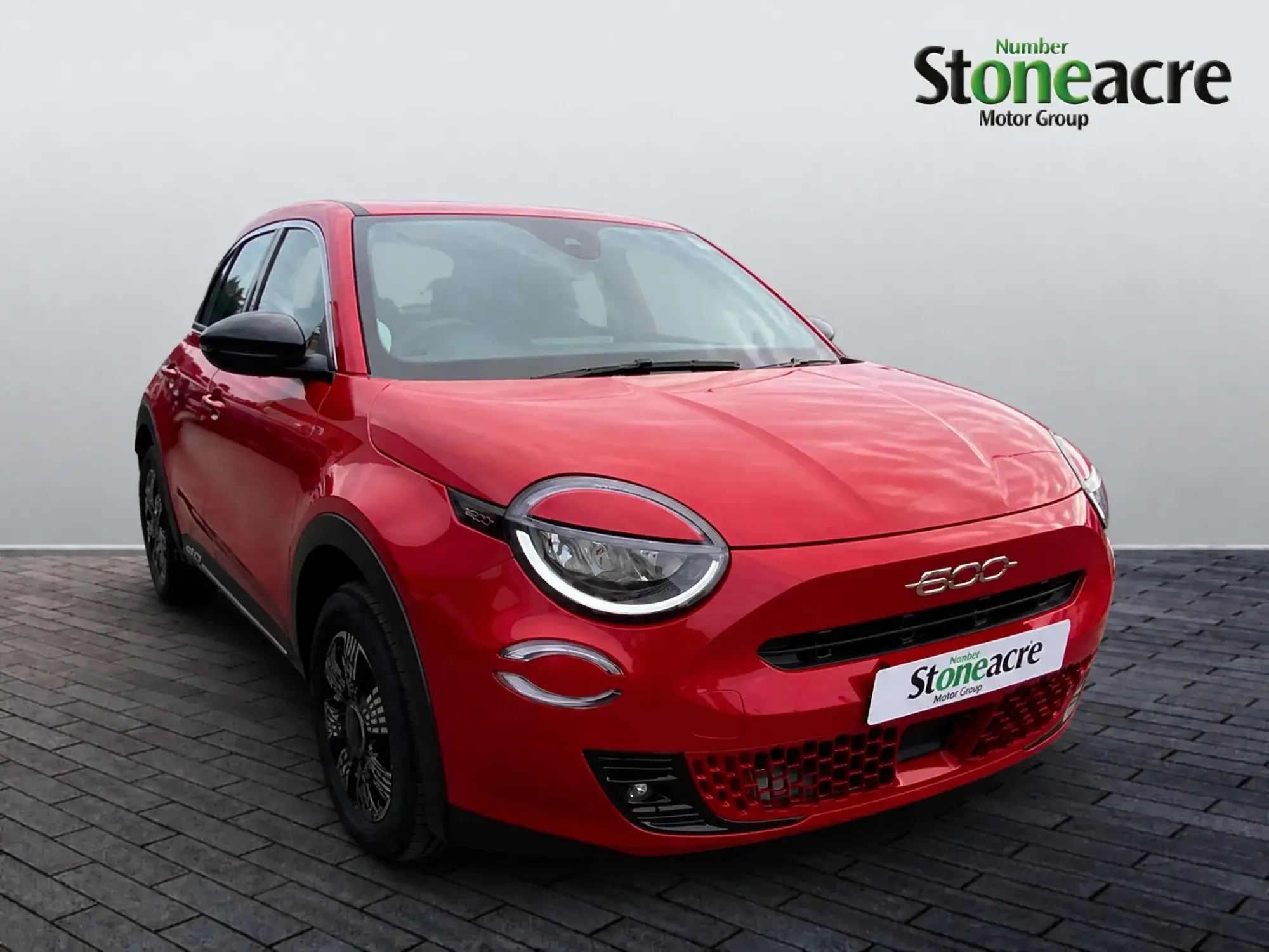 Fiat 600 Petrol 1.2 MHEV 136 e-DCT Euro 6 (s/s) 5dr FJ26KDN Image 1