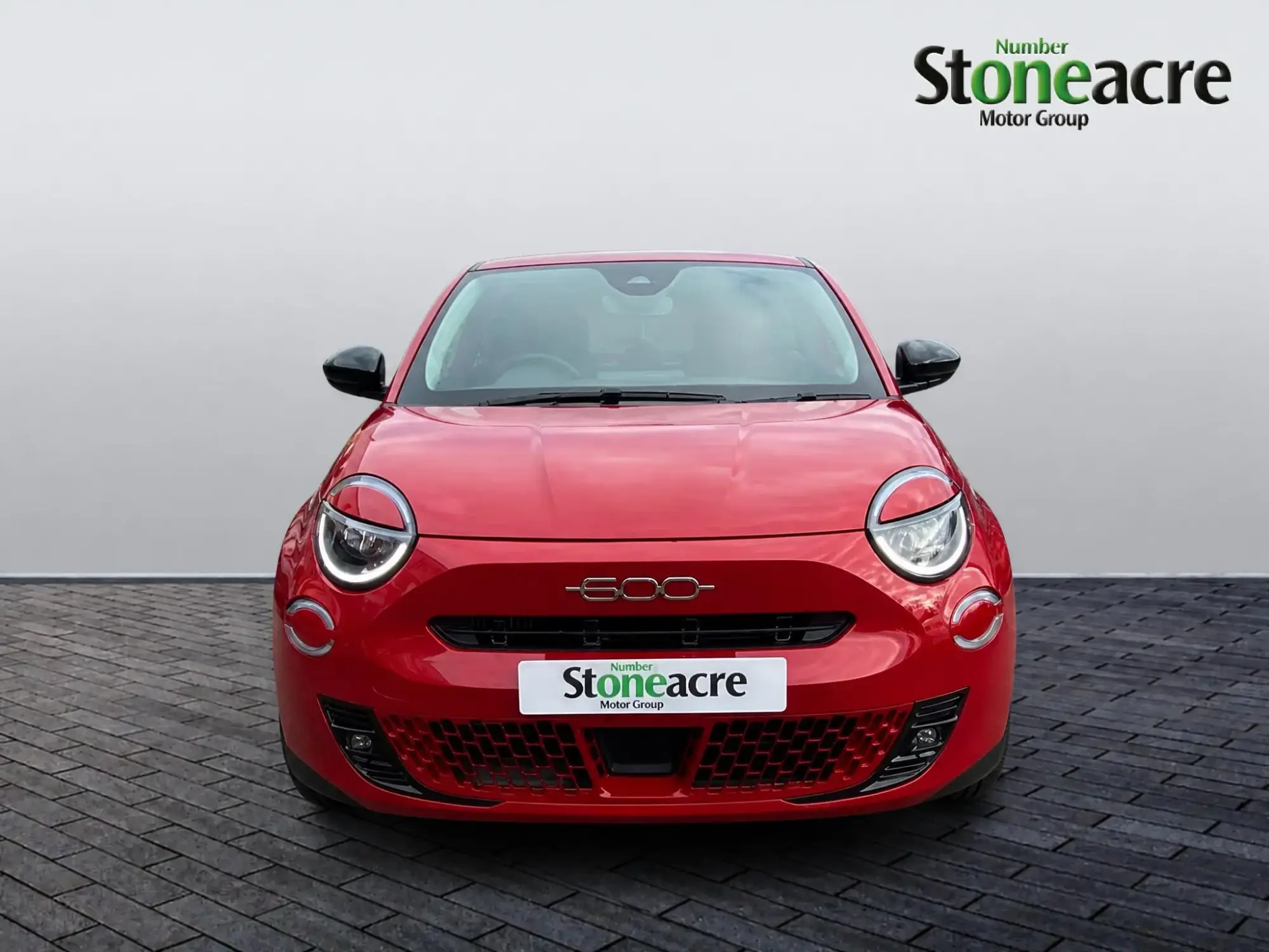 Fiat 600 Petrol 1.2 MHEV 136 e-DCT Euro 6 (s/s) 5dr FJ26KDN Image 2