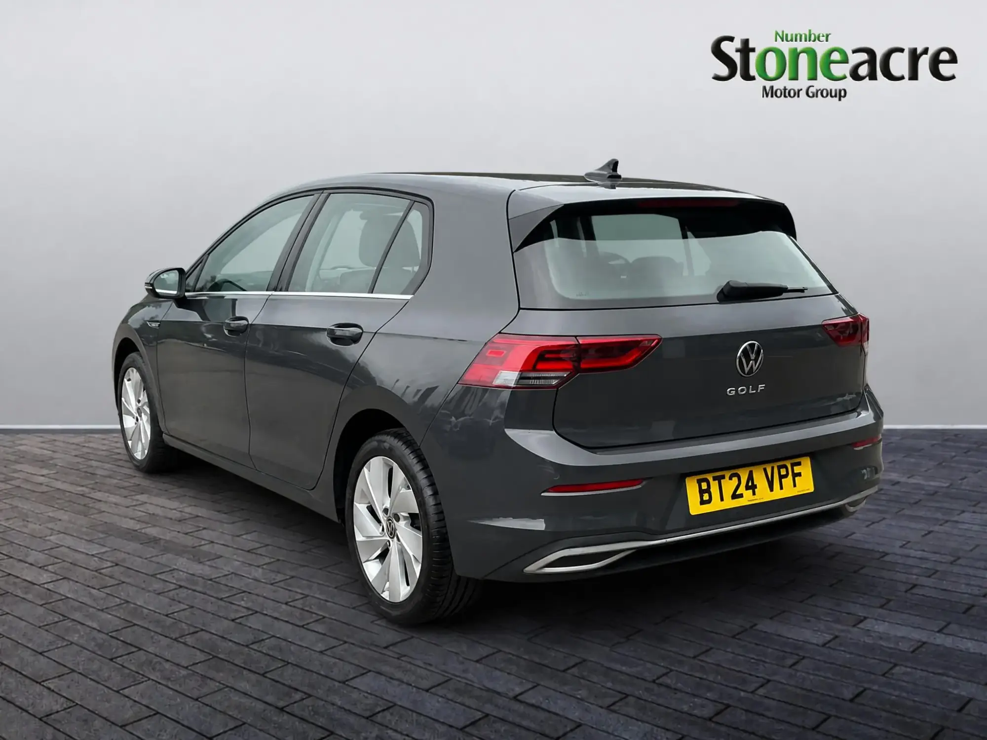 Volkswagen Golf Image 4